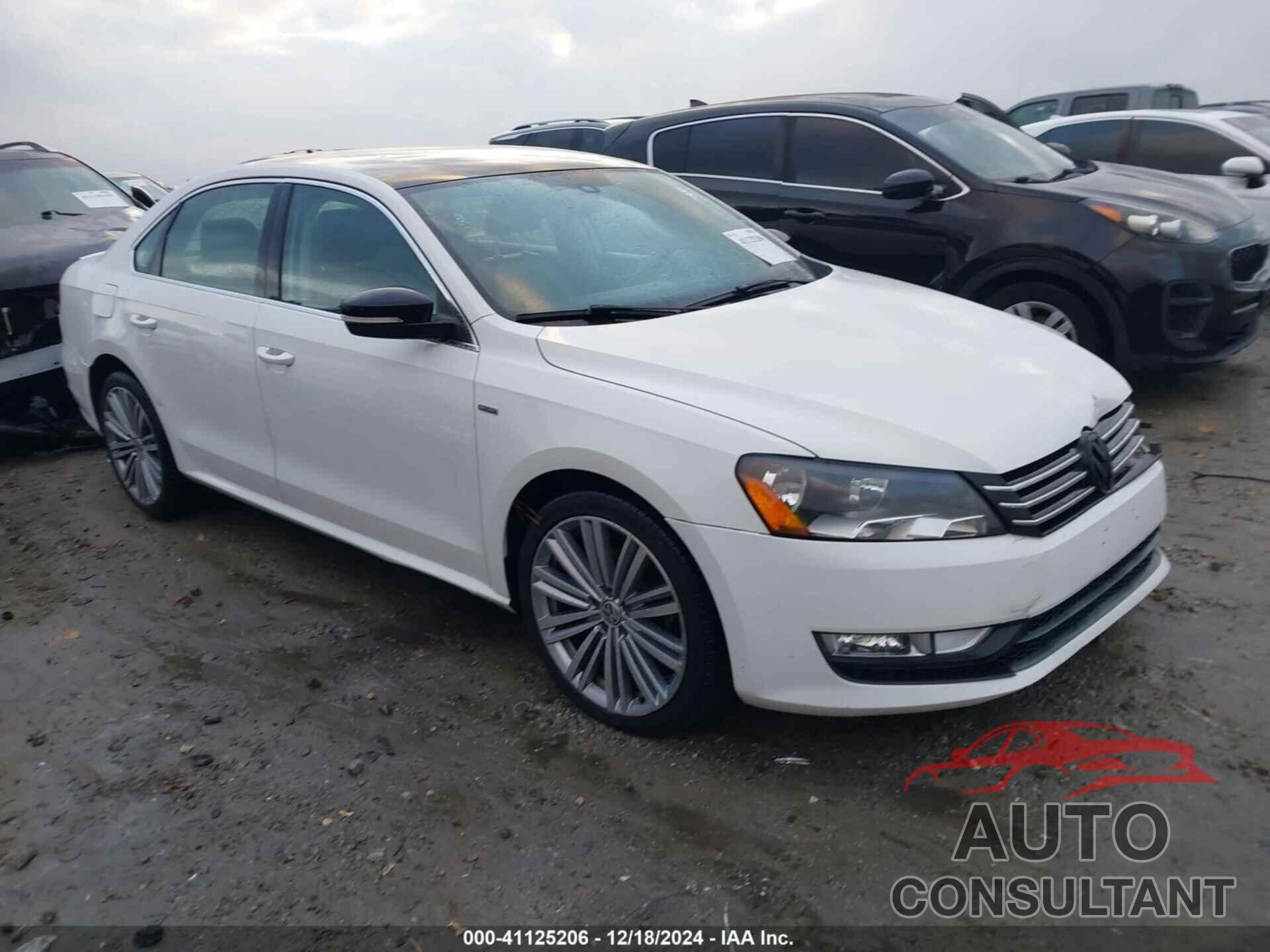 VOLKSWAGEN PASSAT 2014 - 1VWBT7A30EC108252