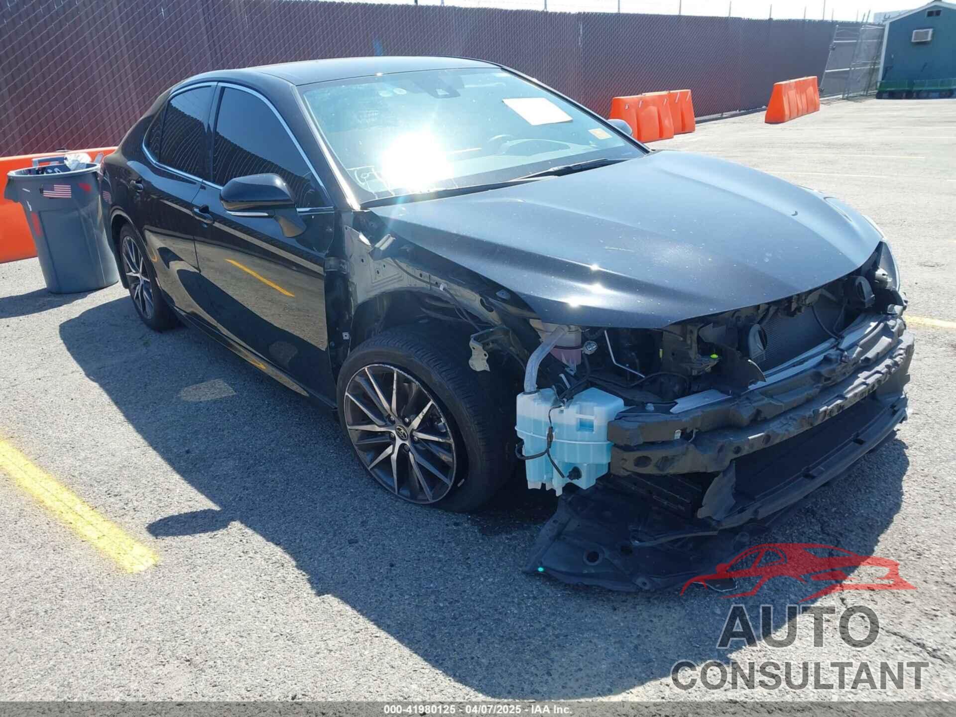 TOYOTA CAMRY 2023 - 4T1F11AK3PU150809