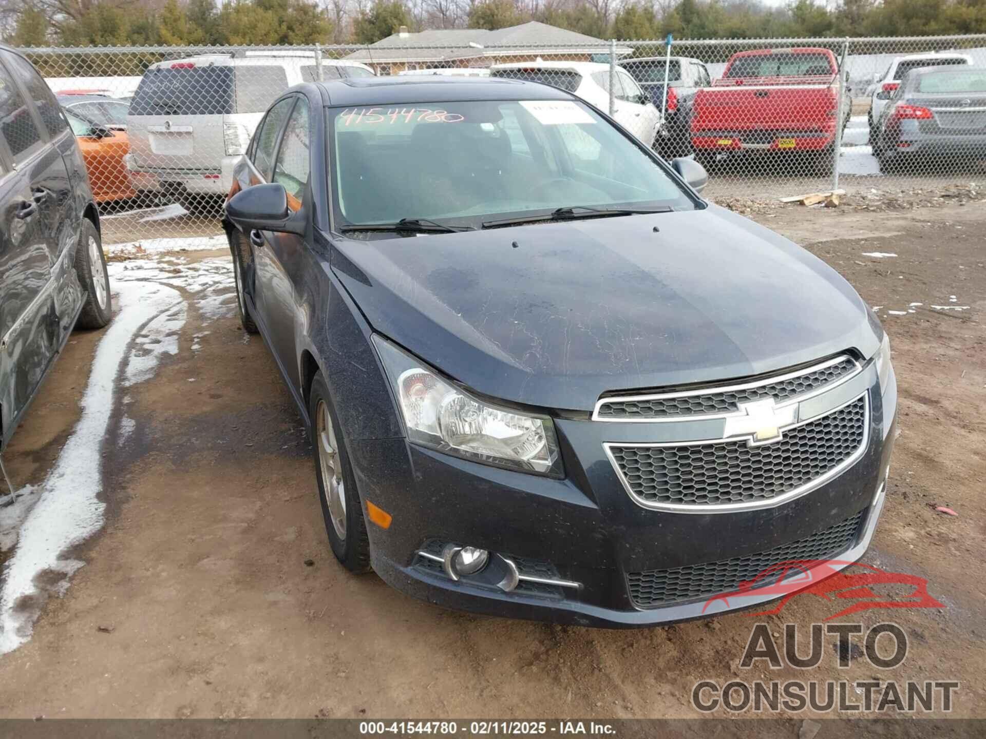 CHEVROLET CRUZE 2014 - 1G1PC5SB5E7229007