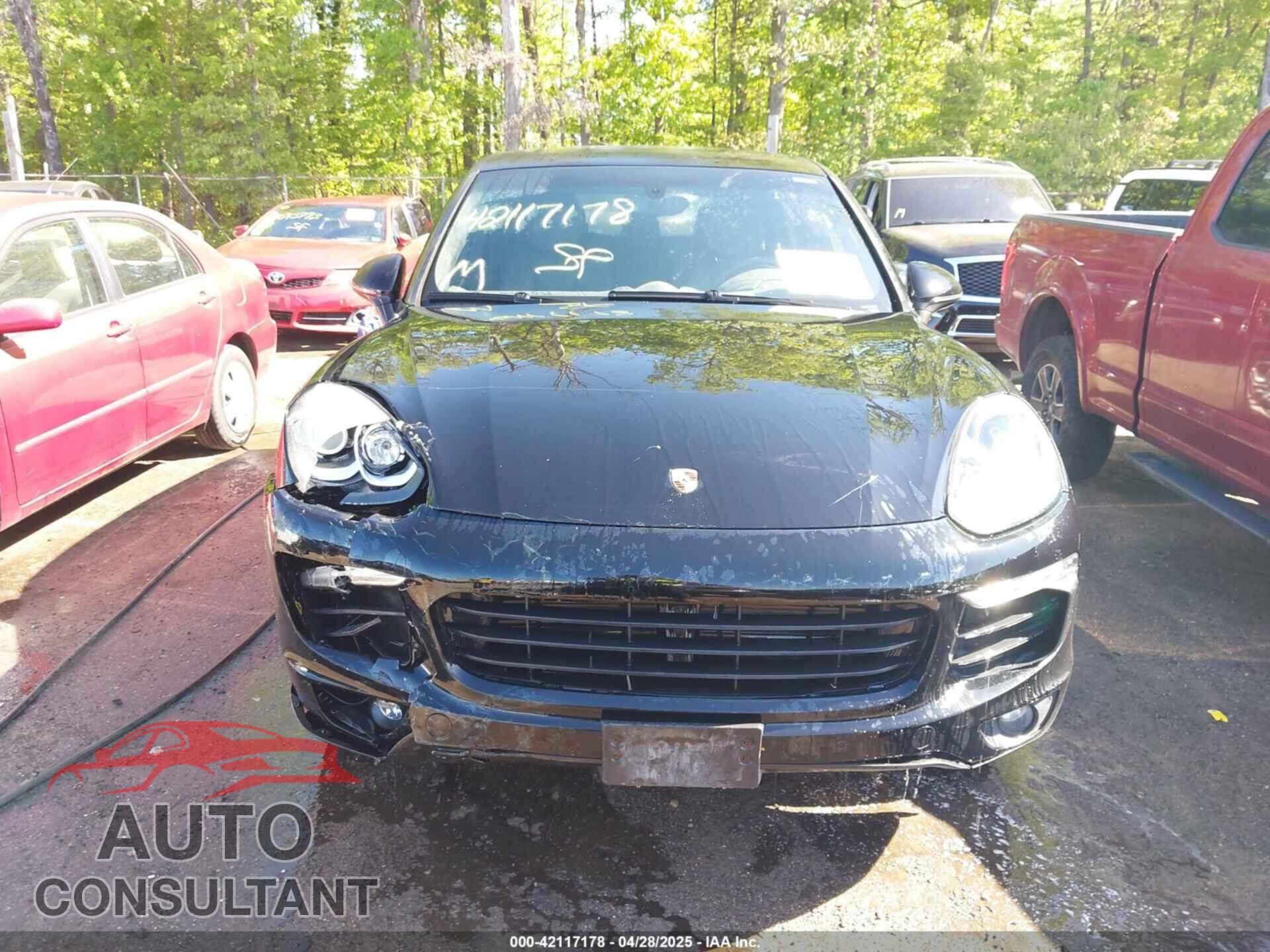PORSCHE CAYENNE 2016 - WP1AA2A23GLA04144