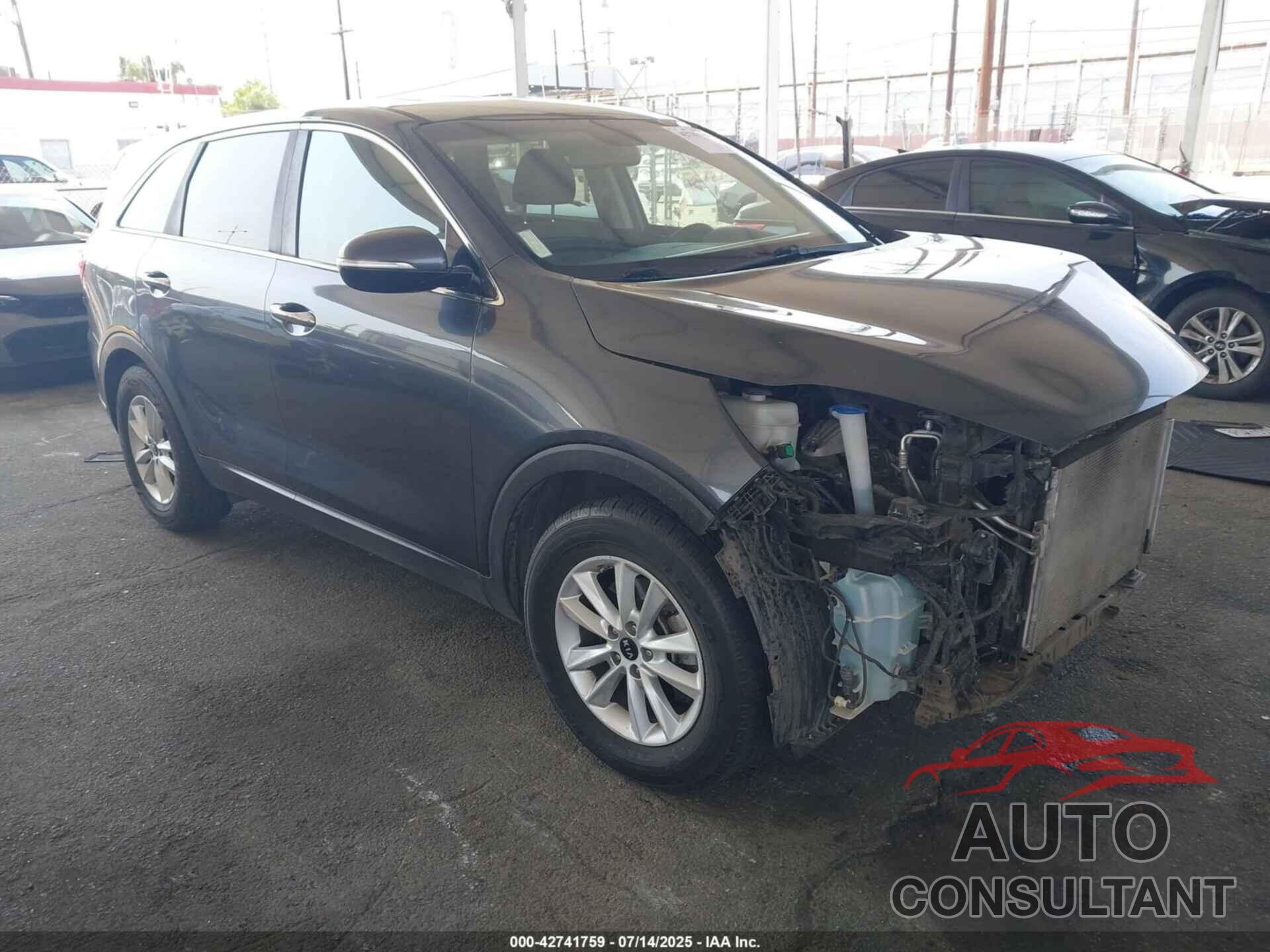 KIA SORENTO 2020 - 5XYPG4A56LG619616