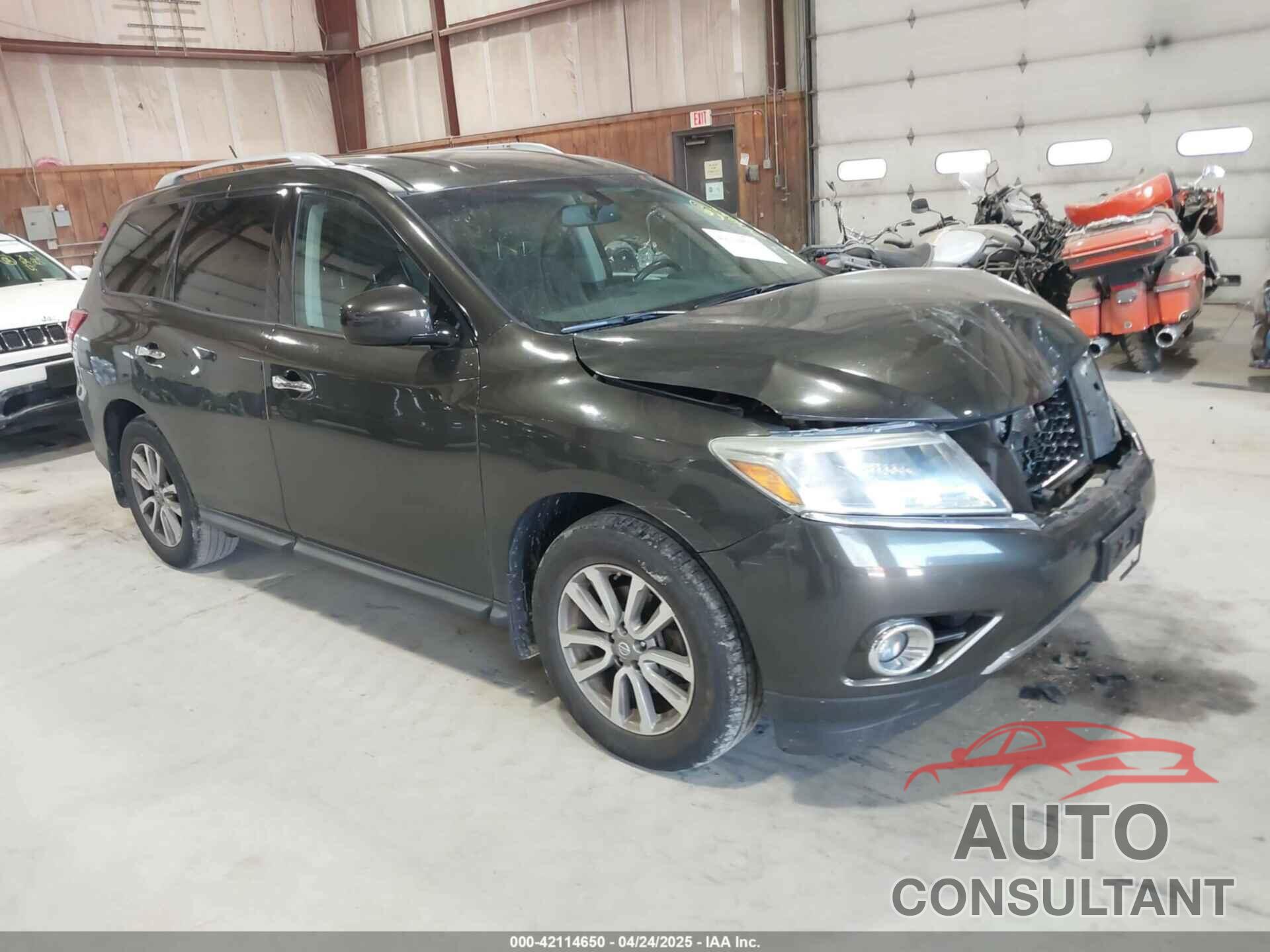 NISSAN PATHFINDER 2016 - 5N1AR2MM1GC601909