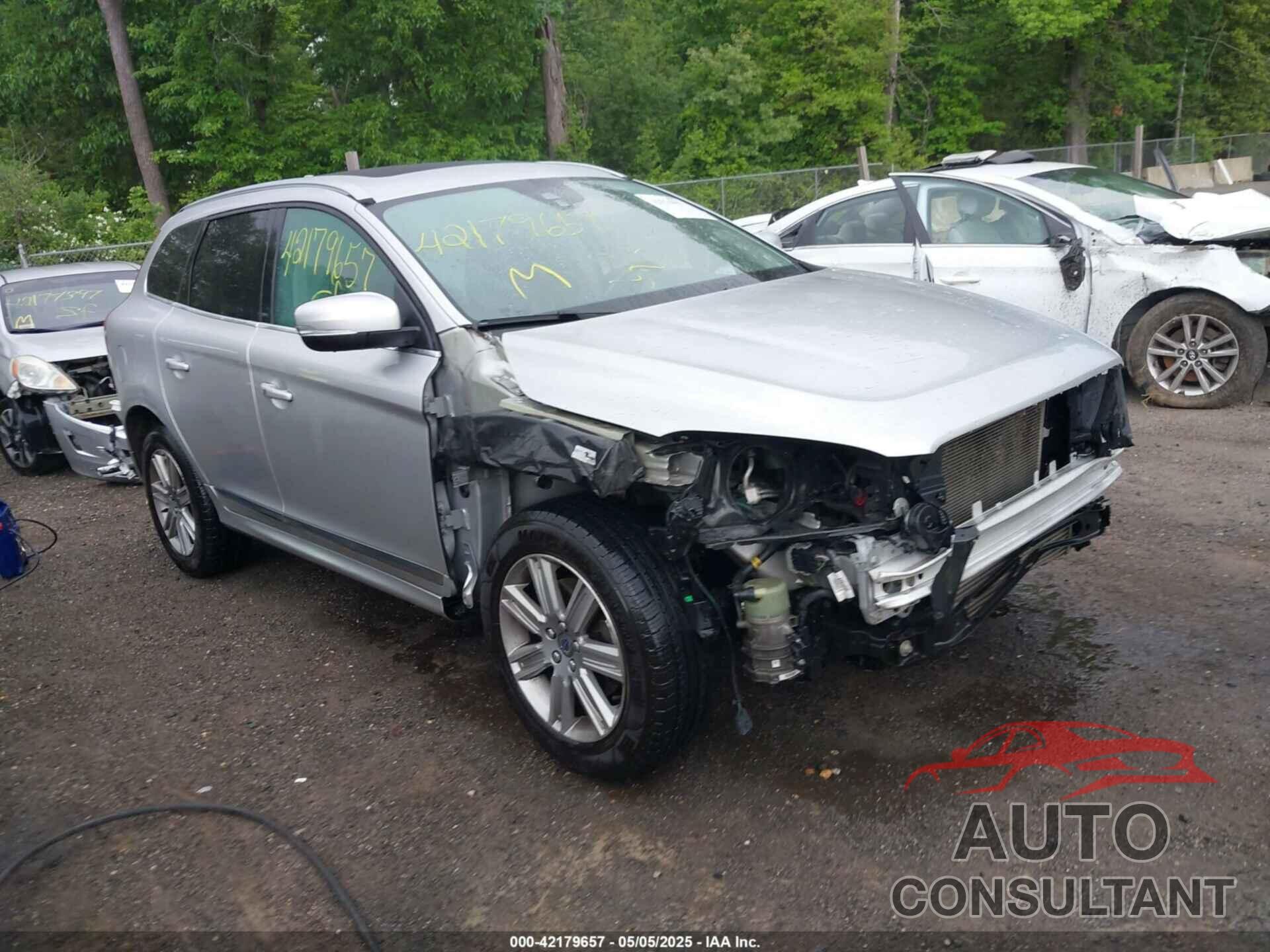 VOLVO XC60 2017 - YV440MRU6H2177633