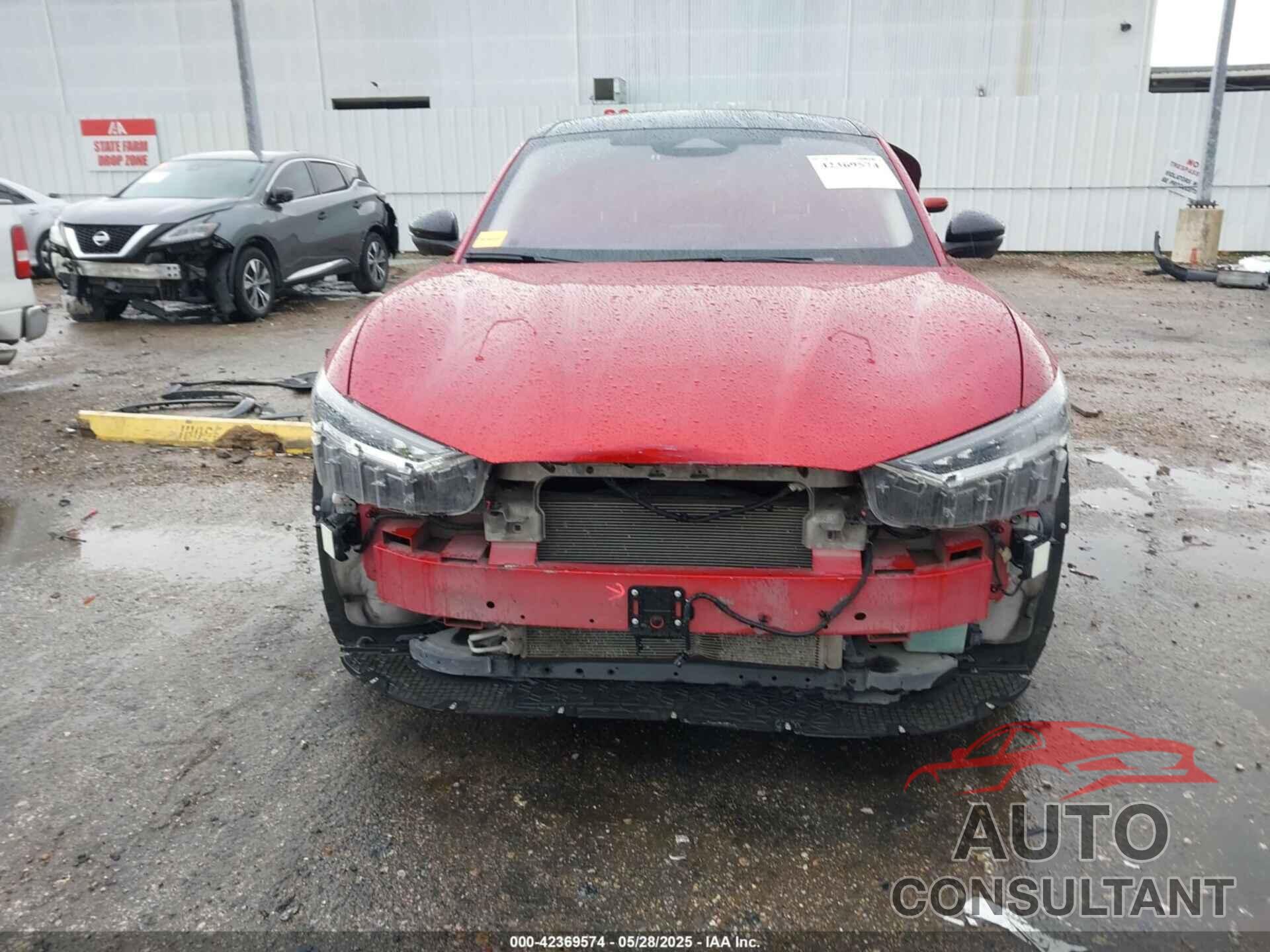 FORD MUSTANG MACH-E 2022 - 3FMTK3RM1NMA57631