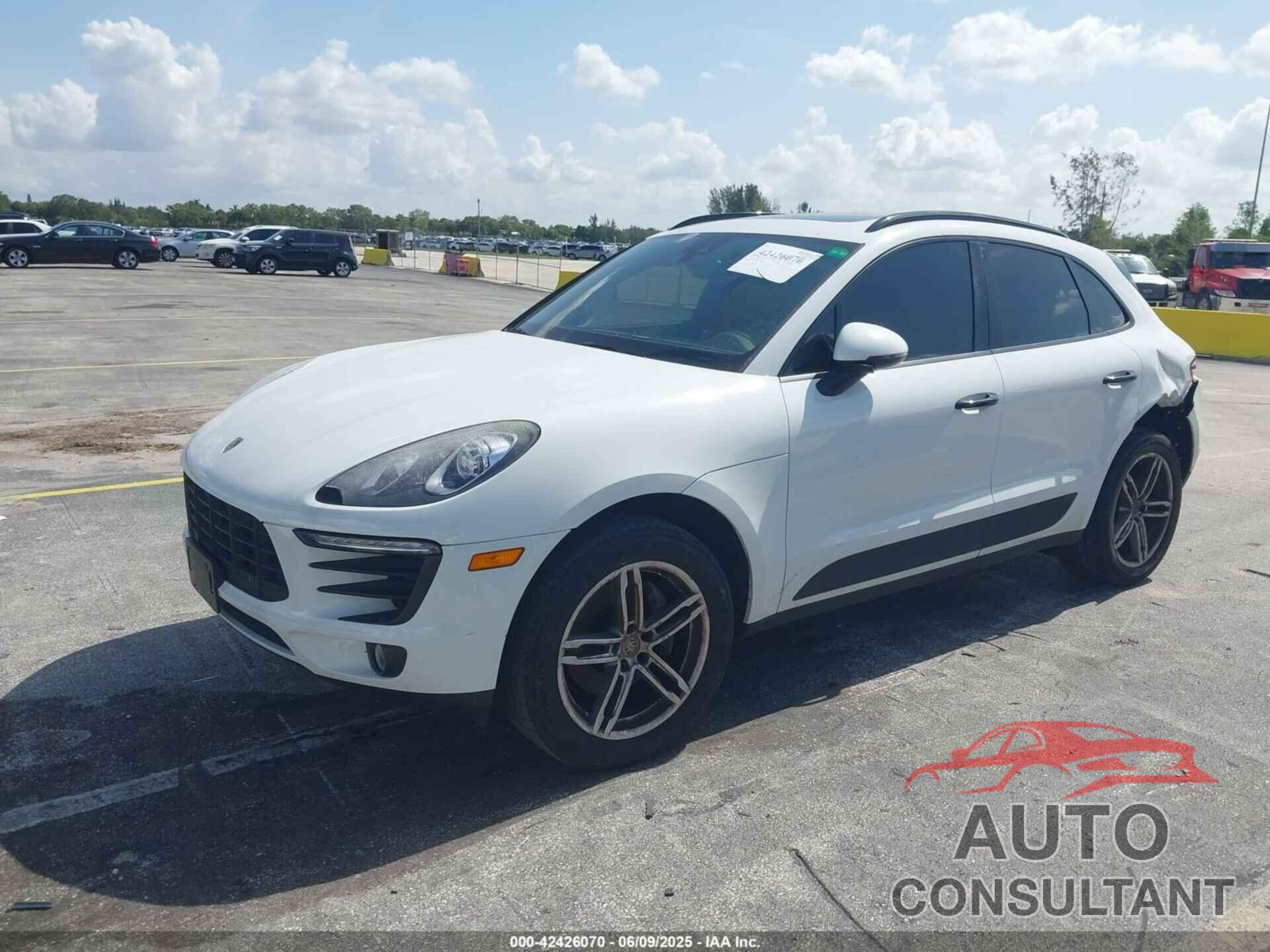 PORSCHE MACAN 2018 - WP1AA2A55JLB09317
