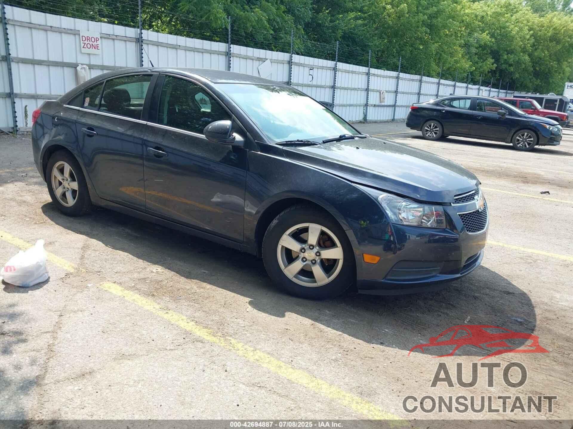 CHEVROLET CRUZE 2014 - 1G1PC5SB3E7393159