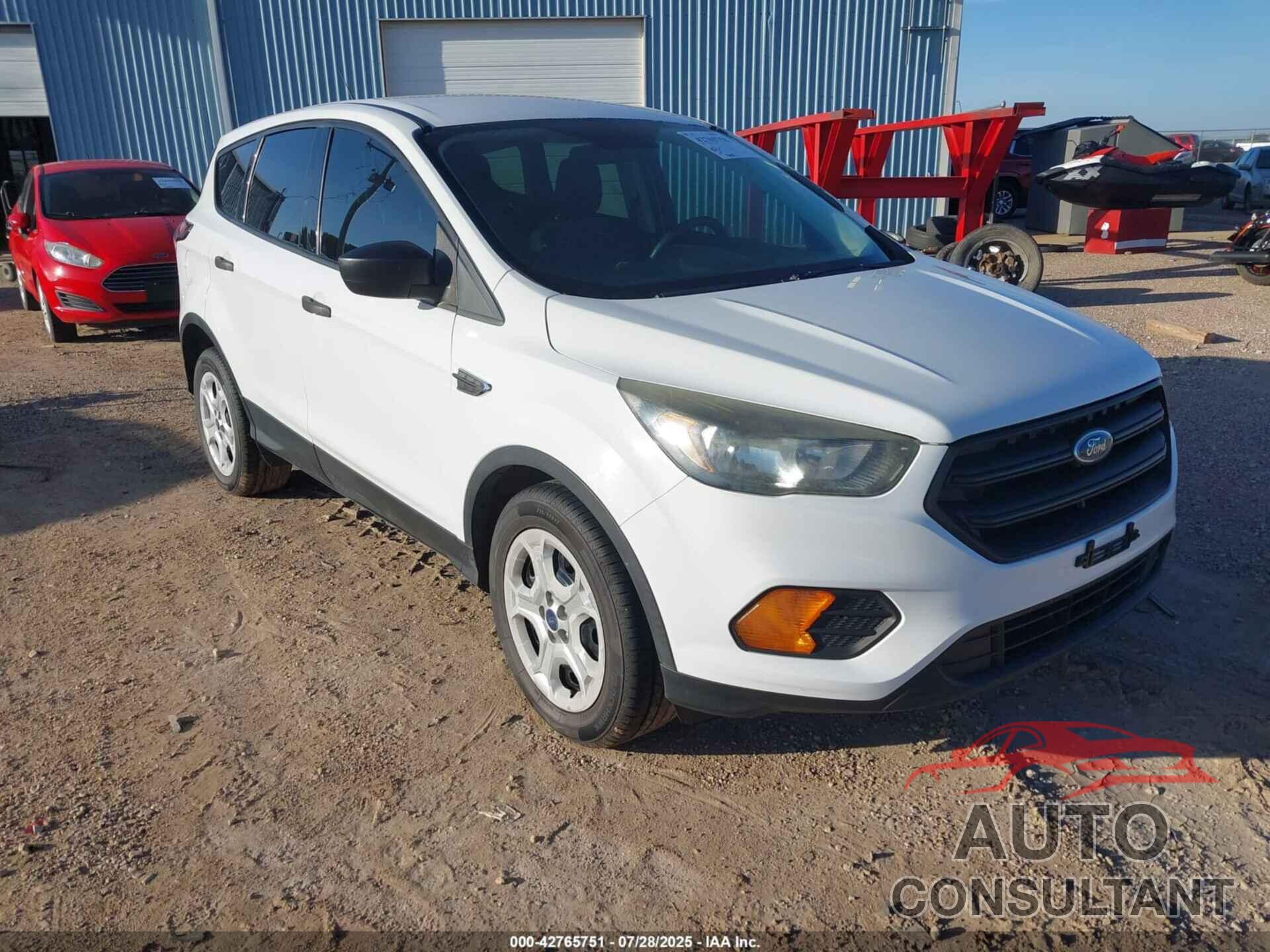 FORD ESCAPE 2018 - 1FMCU0F73JUA54811