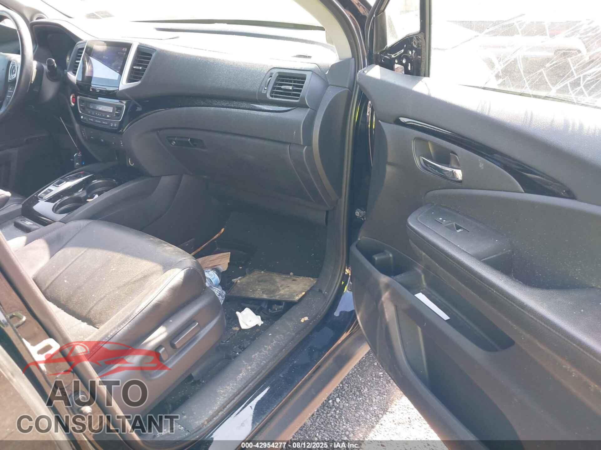 HONDA PILOT 2017 - 5FNYF5H98HB002514