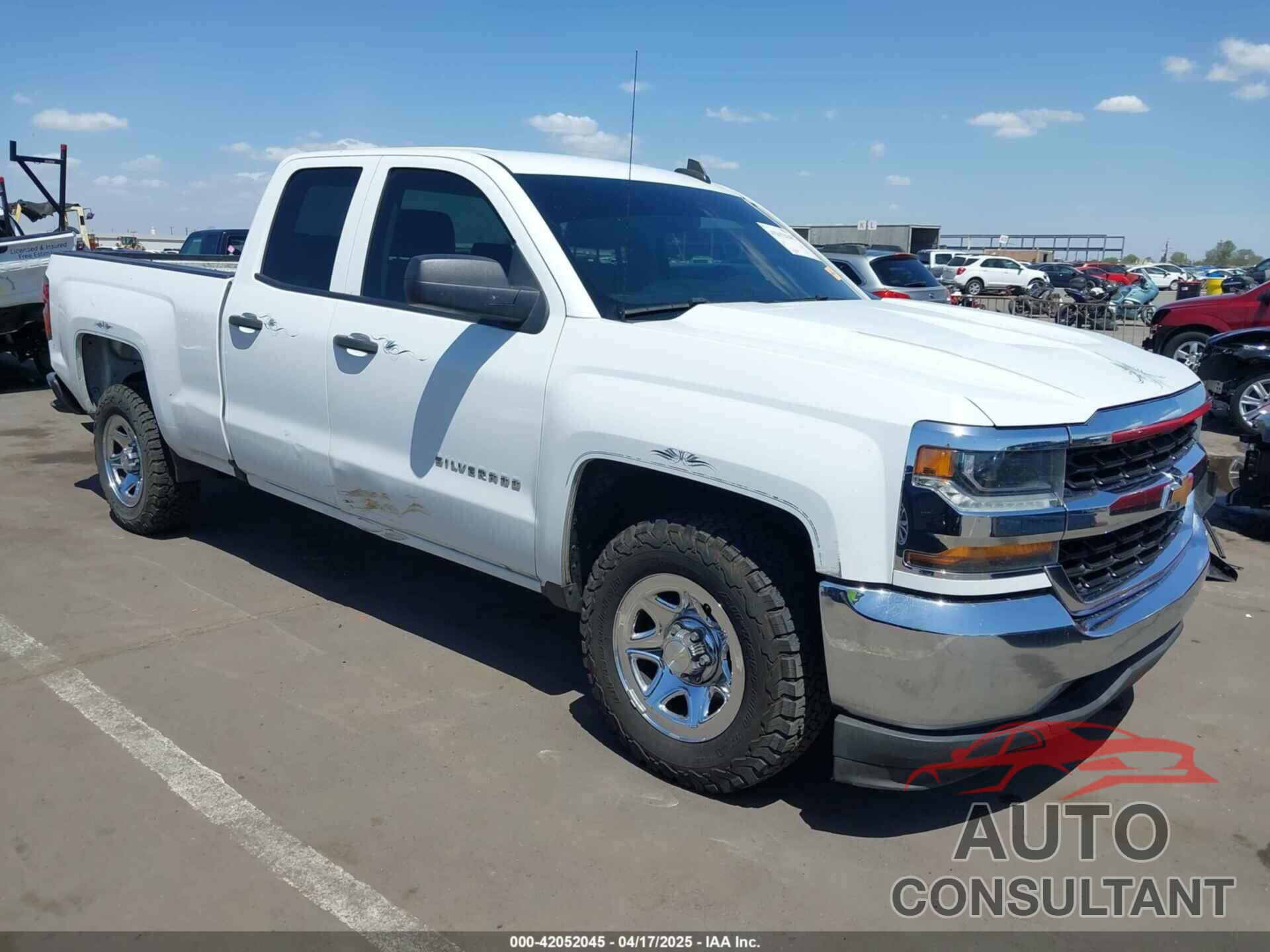 CHEVROLET SILVERADO 1500 2017 - 1GCRCNEC0HZ215030