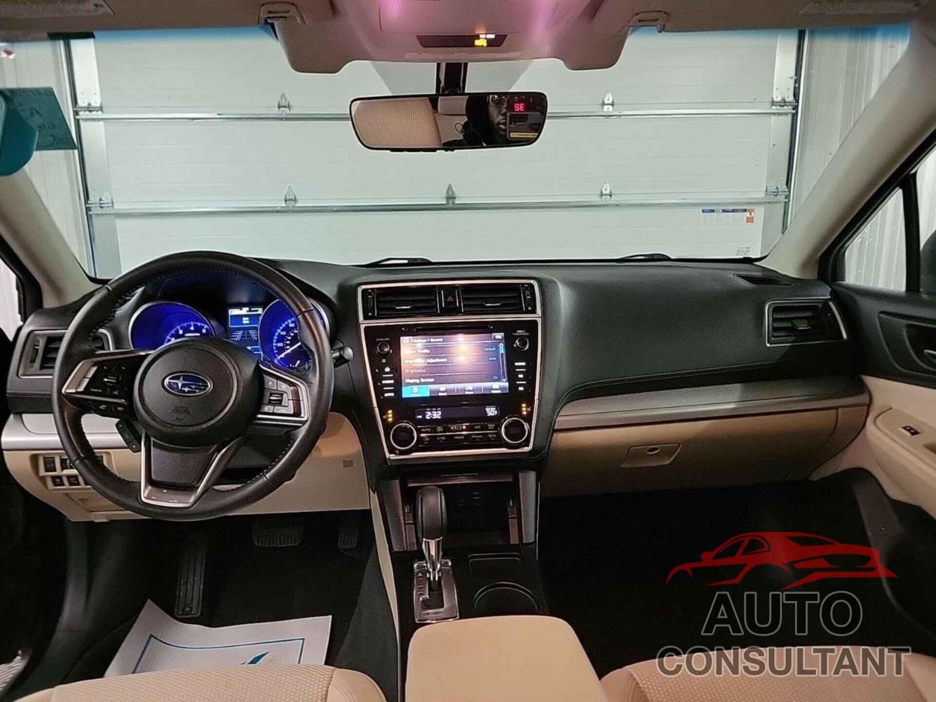 SUBARU OUTBACK 2018 - 4S4BSAFC5J3343621