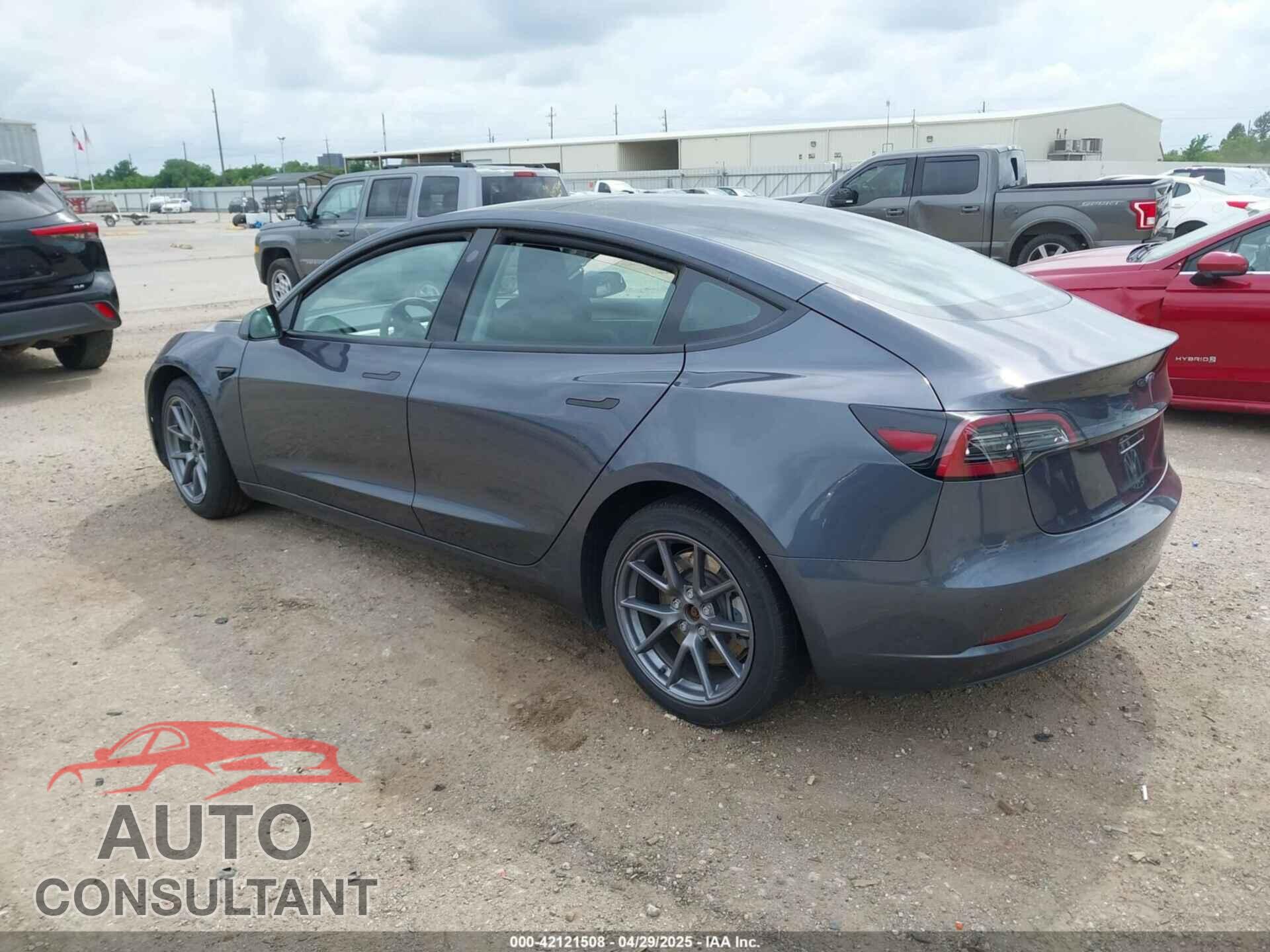TESLA MODEL 3 2023 - 5YJ3E1EA1PF642955
