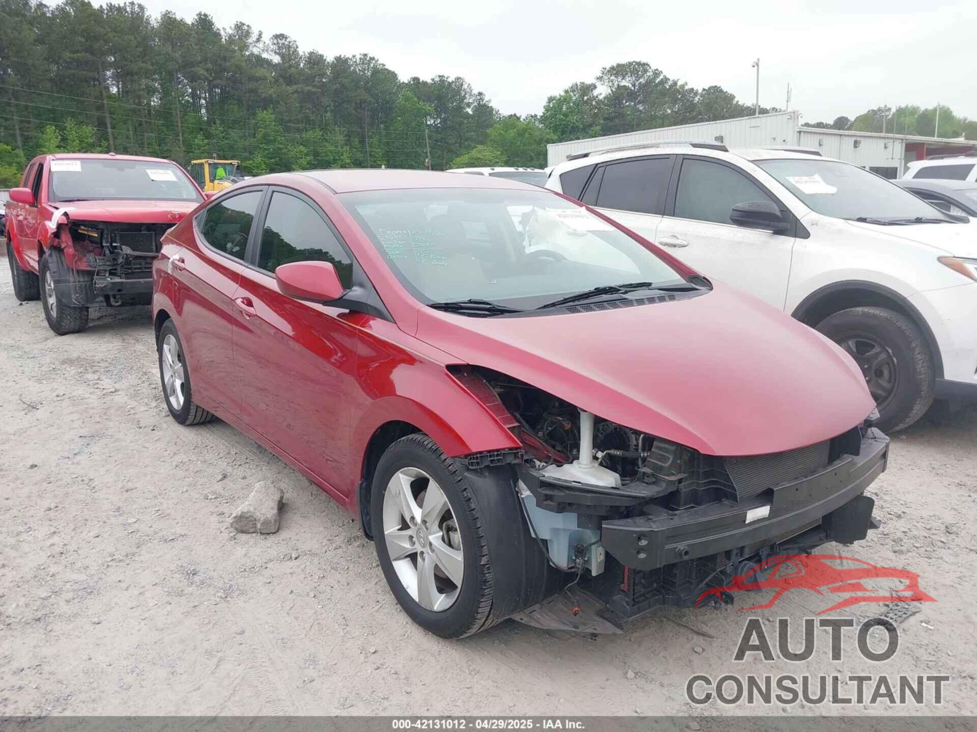 HYUNDAI ELANTRA 2013 - 5NPDH4AE7DH418124