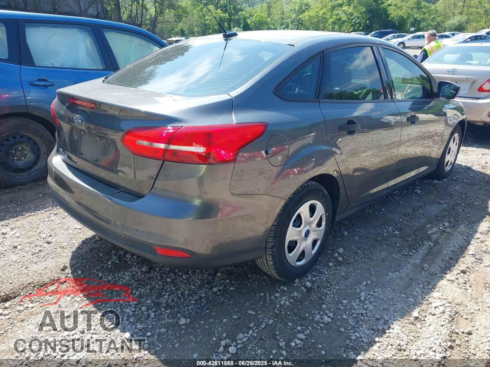 FORD FOCUS 2017 - 1FADP3E27HL348287