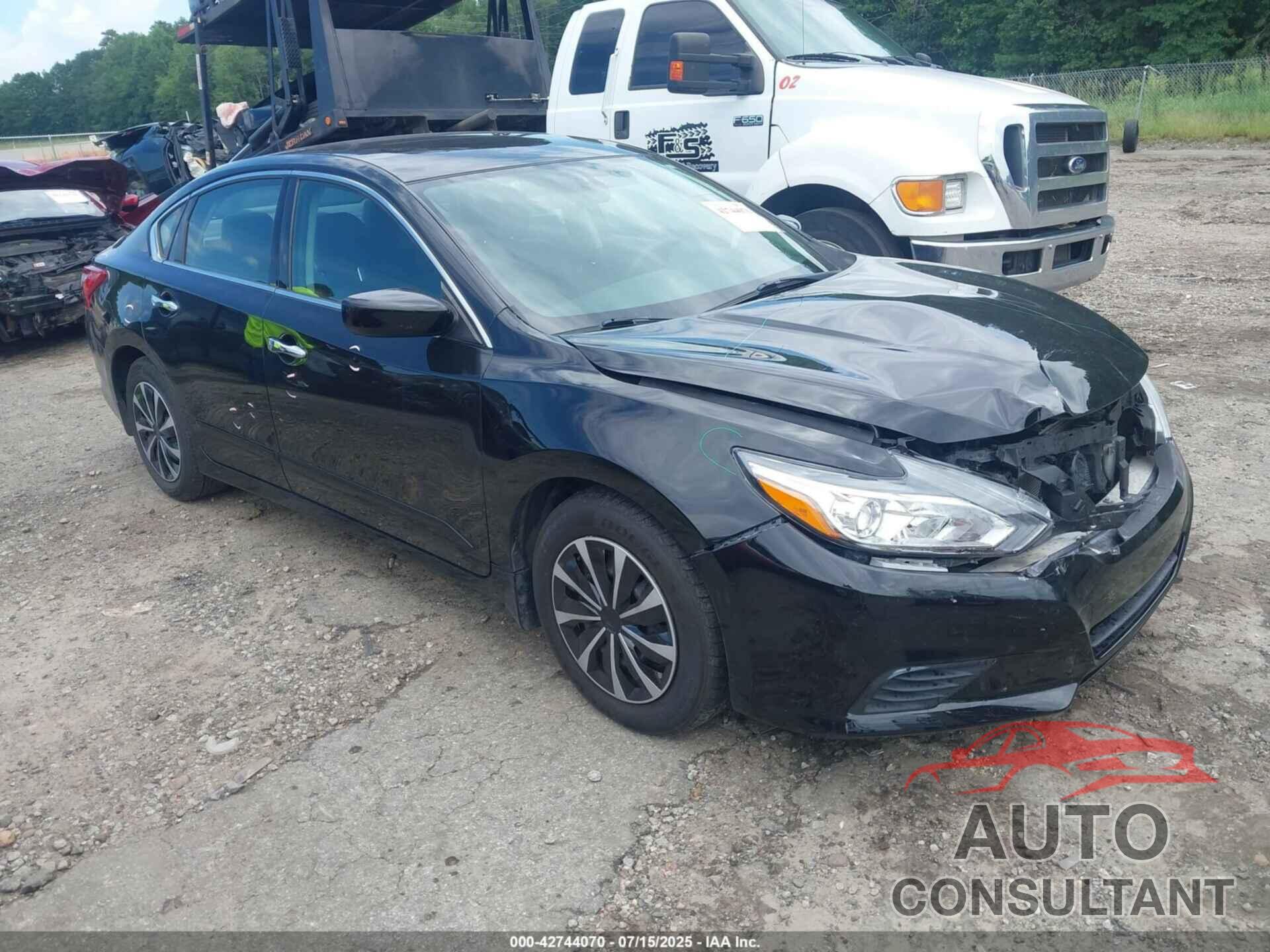 NISSAN ALTIMA 2017 - 1N4AL3AP7HC236587