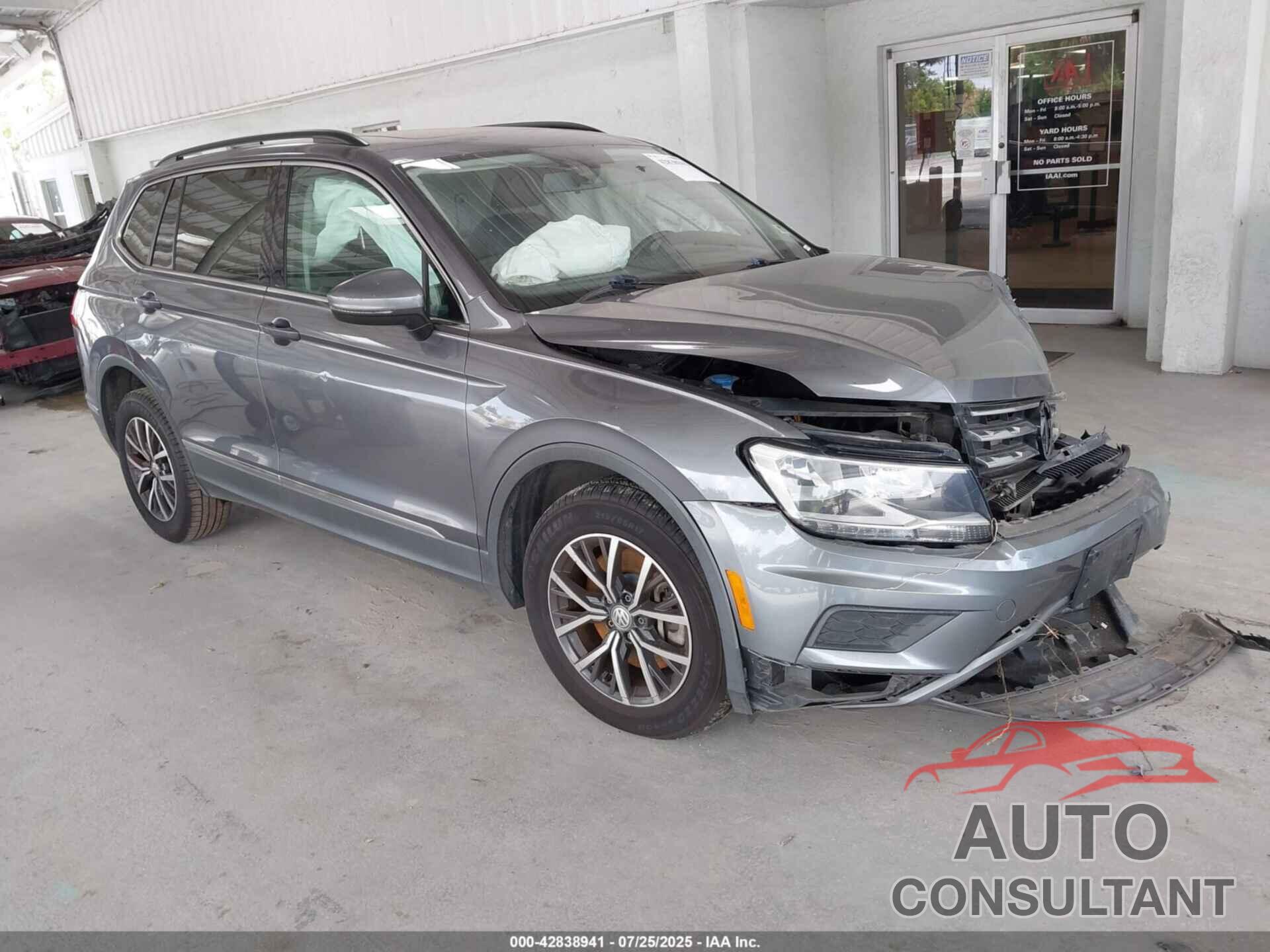 VOLKSWAGEN TIGUAN 2020 - 3VV3B7AX2LM044743