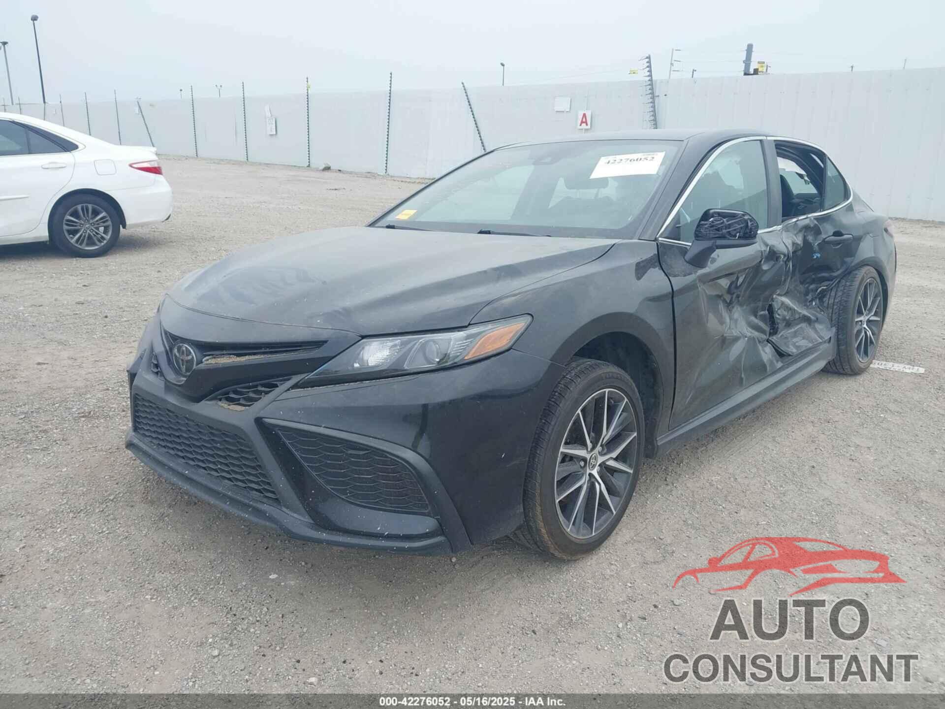 TOYOTA CAMRY 2021 - 4T1G11AK9MU473519
