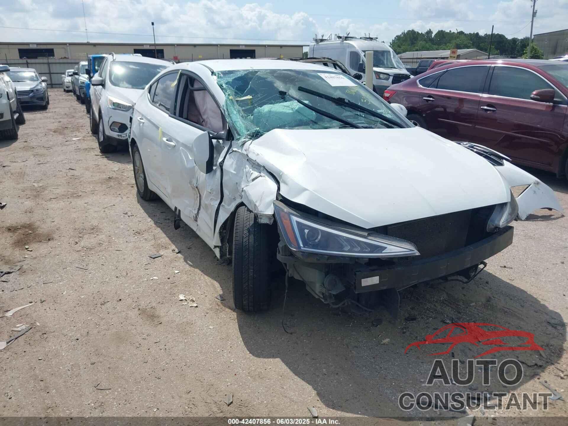 HYUNDAI ELANTRA 2020 - 5NPD84LF7LH525016