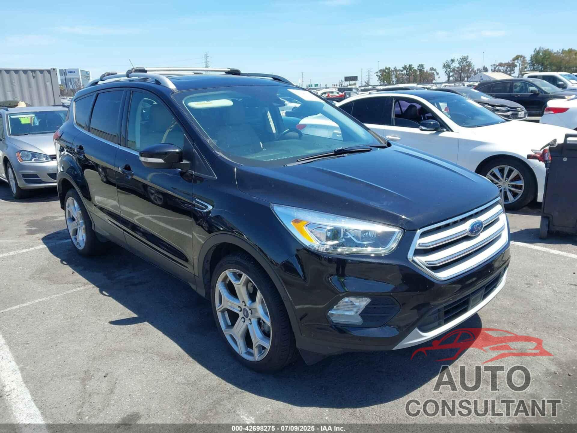 FORD ESCAPE 2019 - 1FMCU9J98KUA21480