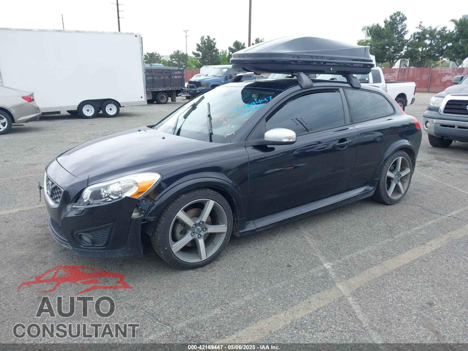 VOLVO C30 2011 - YV1672MK2B2239497