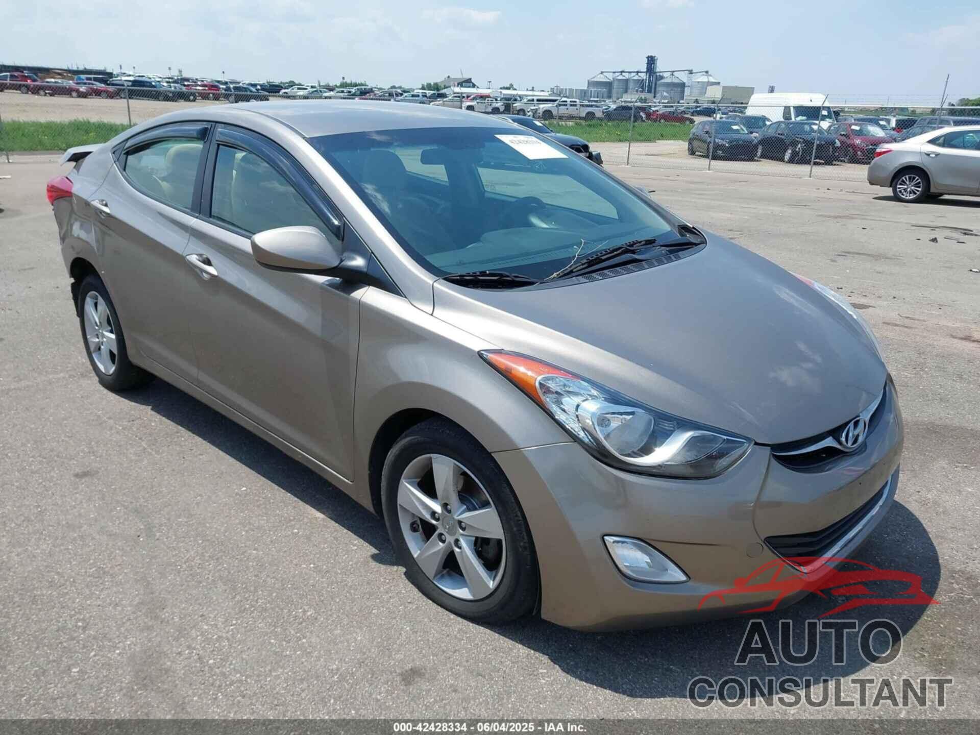 HYUNDAI ELANTRA 2013 - 5NPDH4AE7DH255197