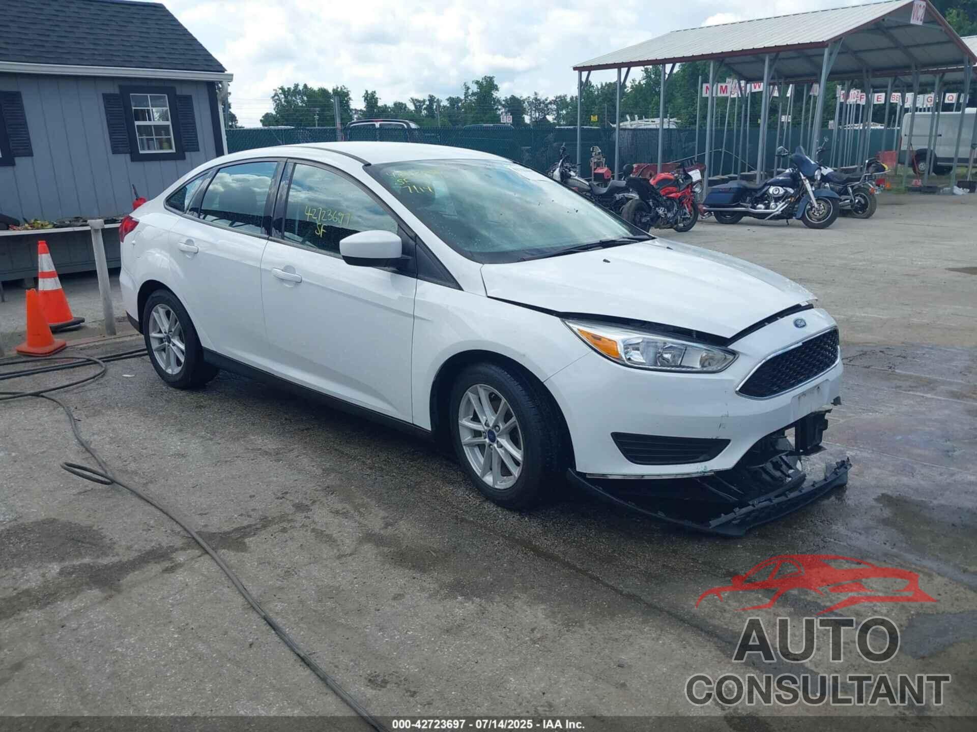 FORD FOCUS 2018 - 1FADP3FE4JL256956