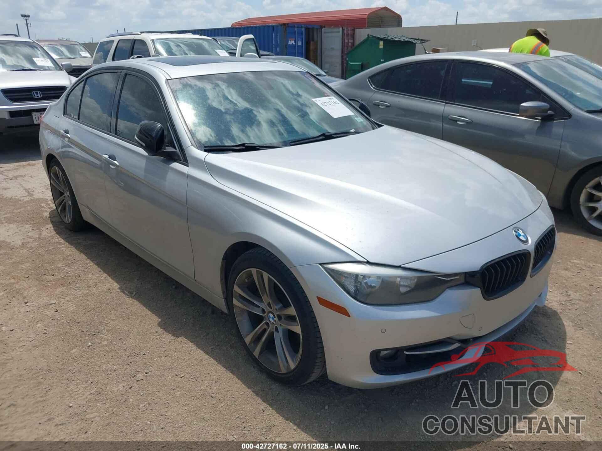 BMW 328I 2015 - WBA3A5G58FNS91140