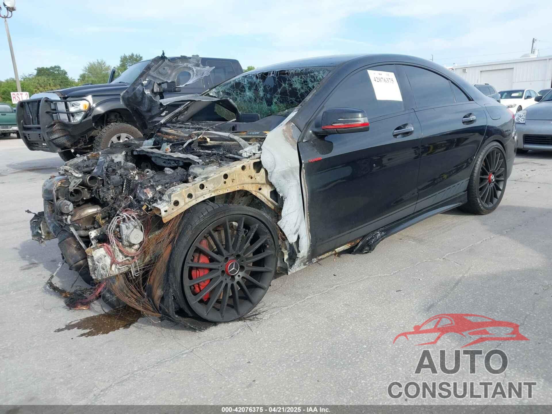 MERCEDES-BENZ CLA 45 AMG 2015 - WDDSJ5CB8FN214882