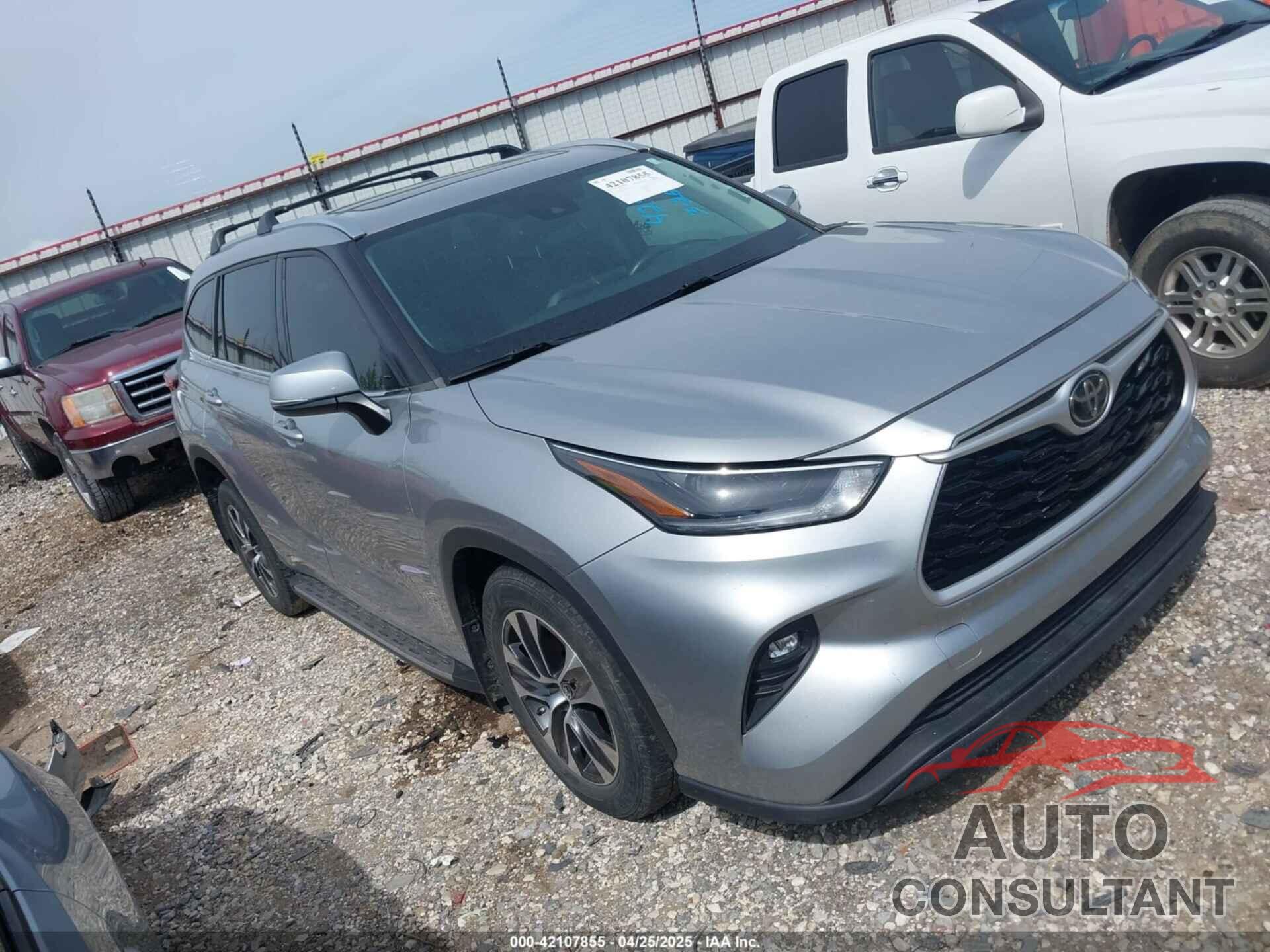 TOYOTA HIGHLANDER 2021 - 5TDGZRBH2MS114290