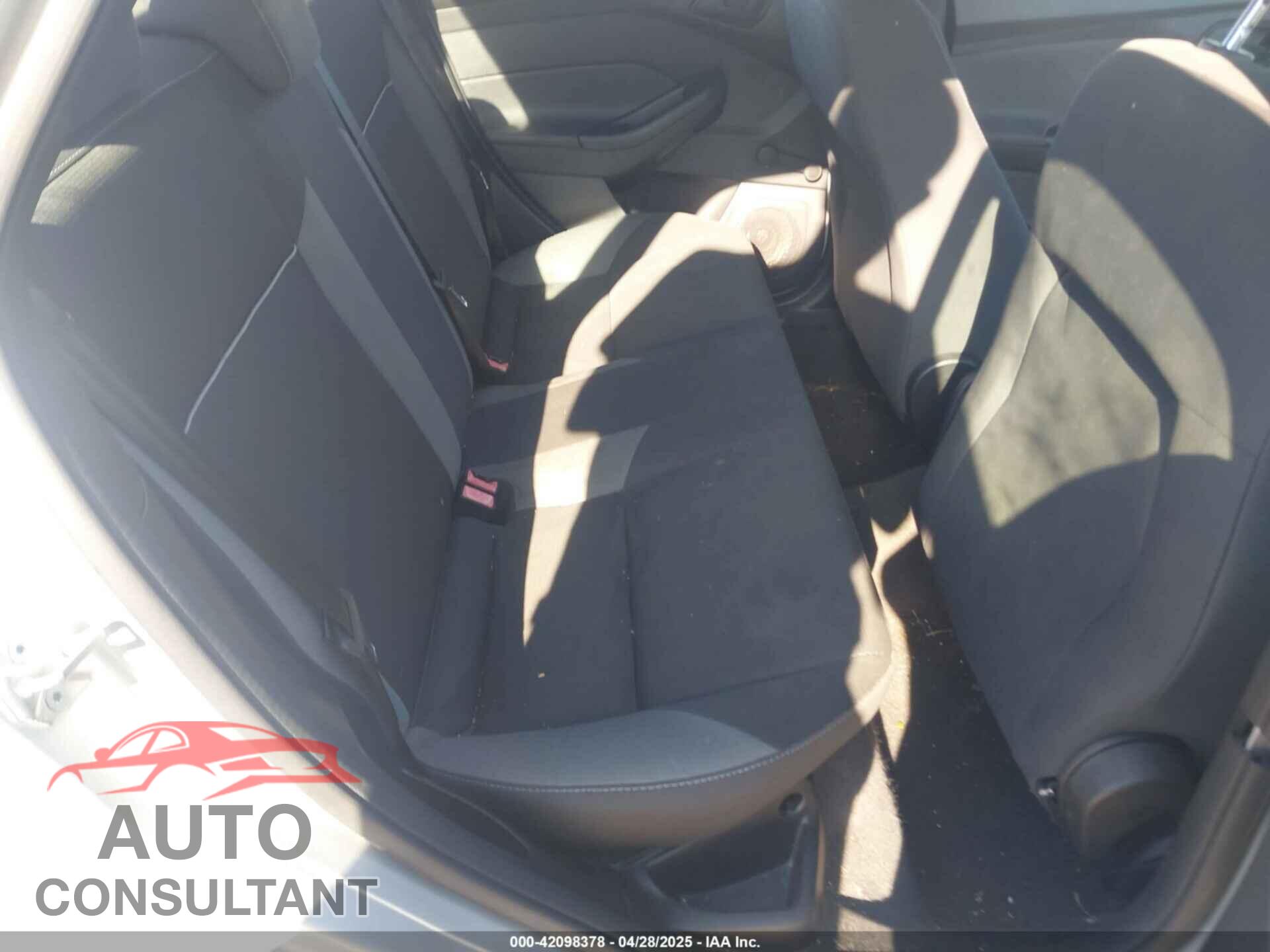 FORD FOCUS 2014 - 1FADP3E29EL306523