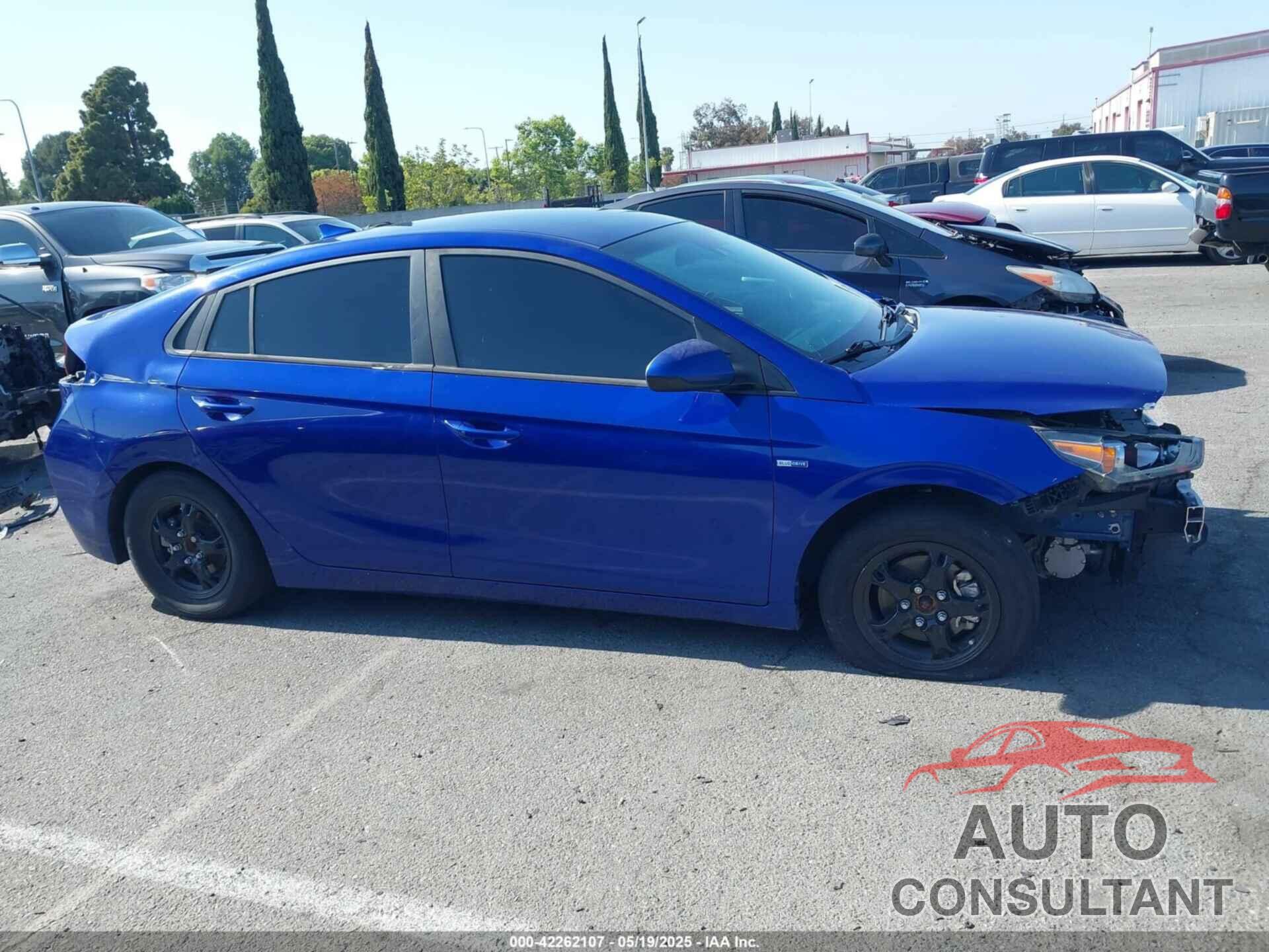 HYUNDAI IONIQ HYBRID 2020 - KMHC65LC5LU226171