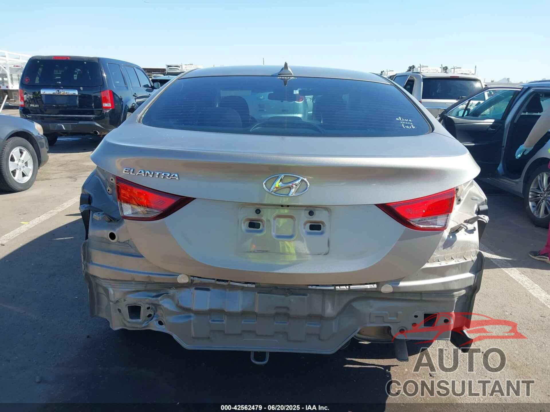 HYUNDAI ELANTRA 2016 - 5NPDH4AE6GH729242