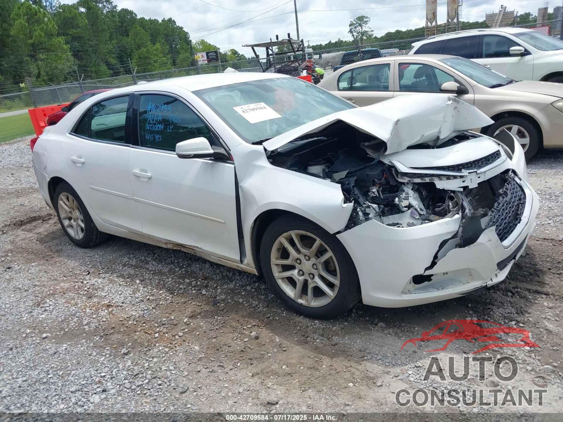 CHEVROLET MALIBU 2015 - 1G11C5SL0FF244097