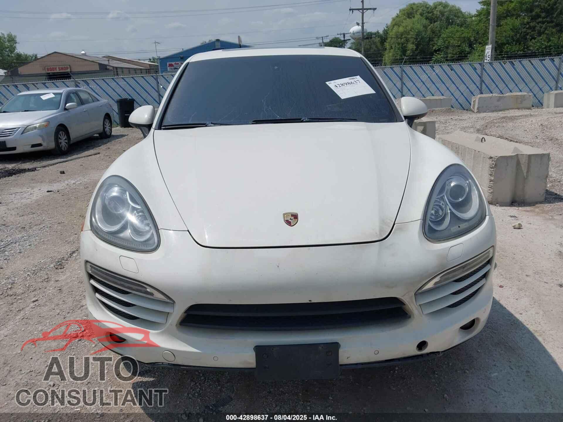 PORSCHE CAYENNE 2011 - WP1AA2A26BLA04261