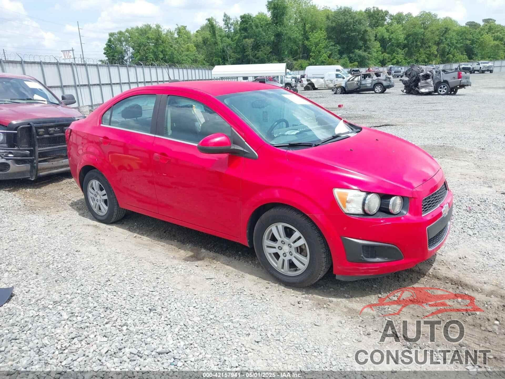 CHEVROLET SONIC 2015 - 1G1JC5SH9F4139887
