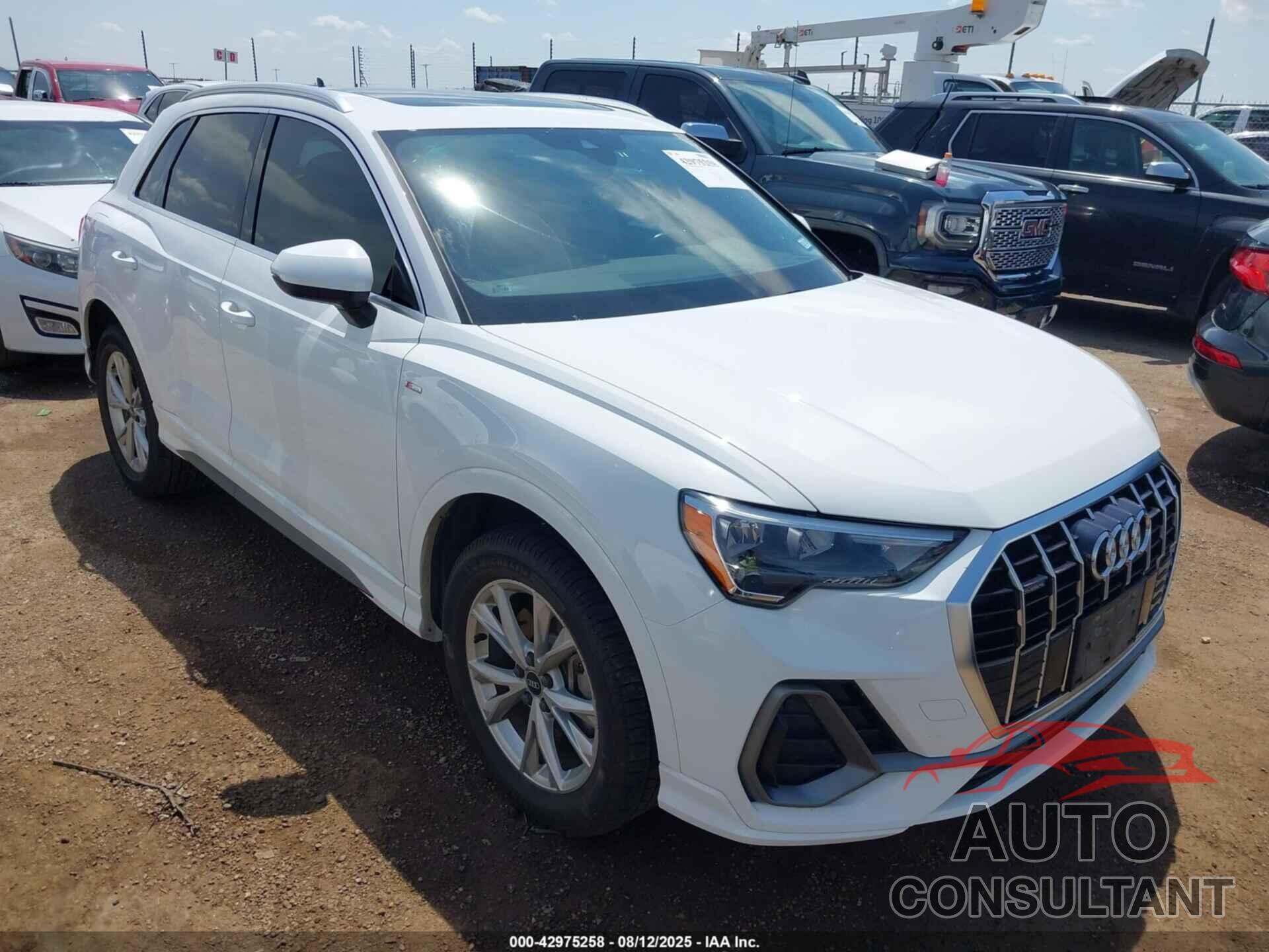 AUDI Q3 2021 - WA1DECF35M1050229
