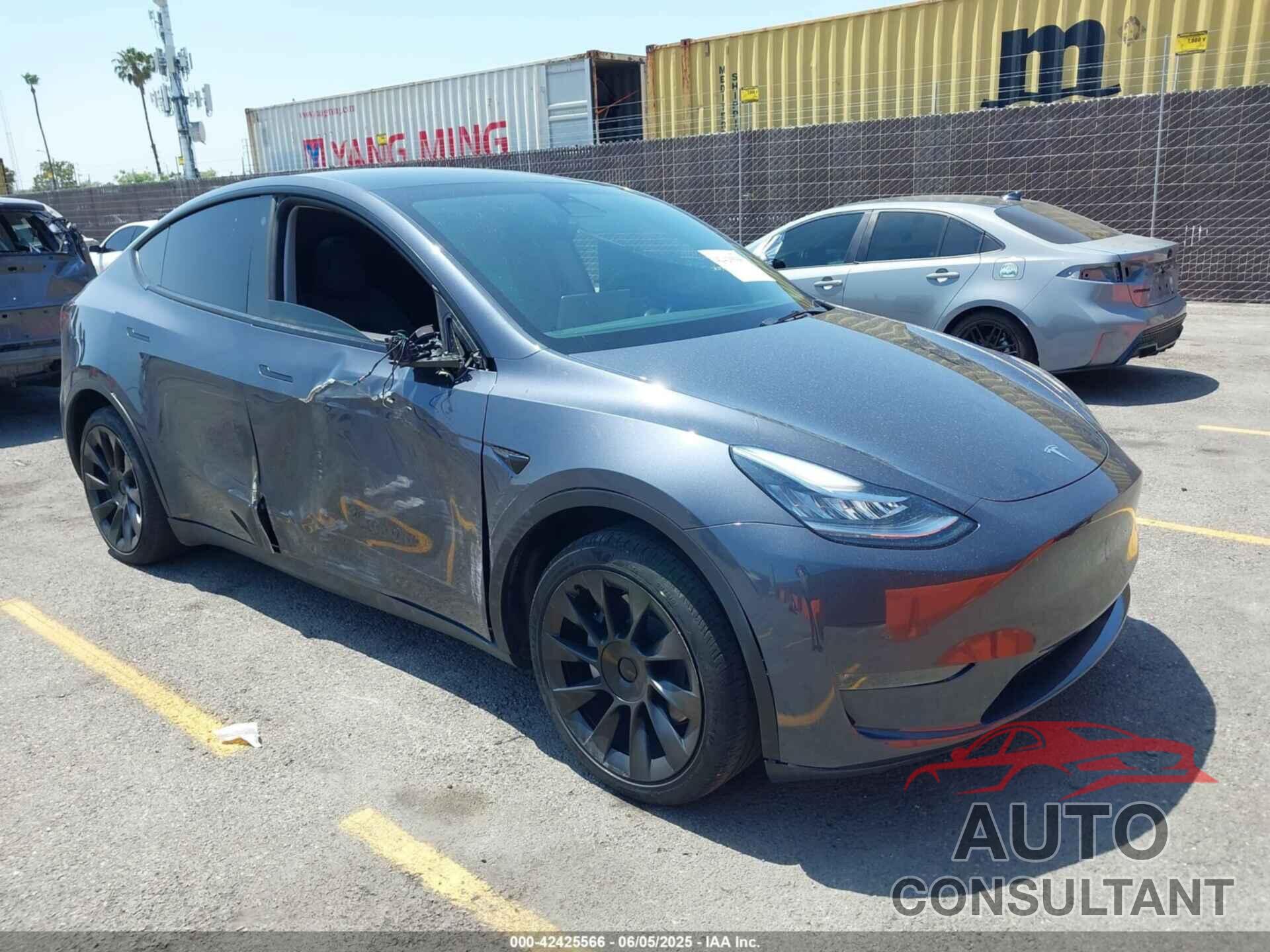 TESLA MODEL Y 2023 - 7SAYGDEE3PA033905