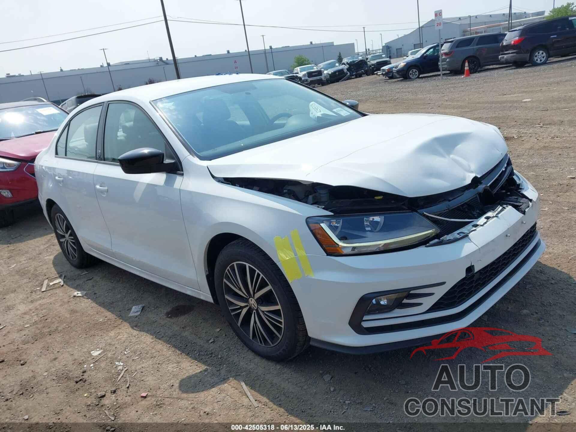 VOLKSWAGEN JETTA 2018 - 3VWDB7AJ9JM236198