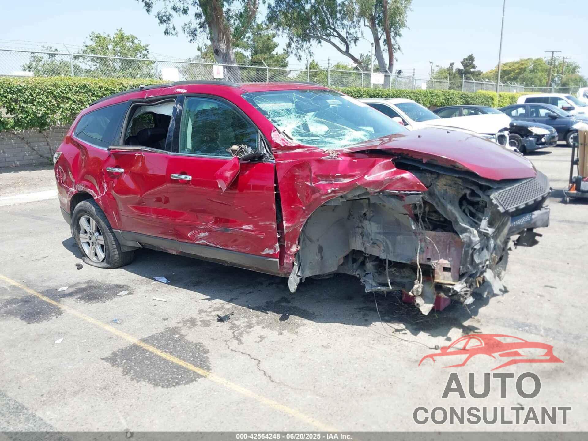 CHEVROLET TRAVERSE 2012 - 1GNKRJEDXCJ315796
