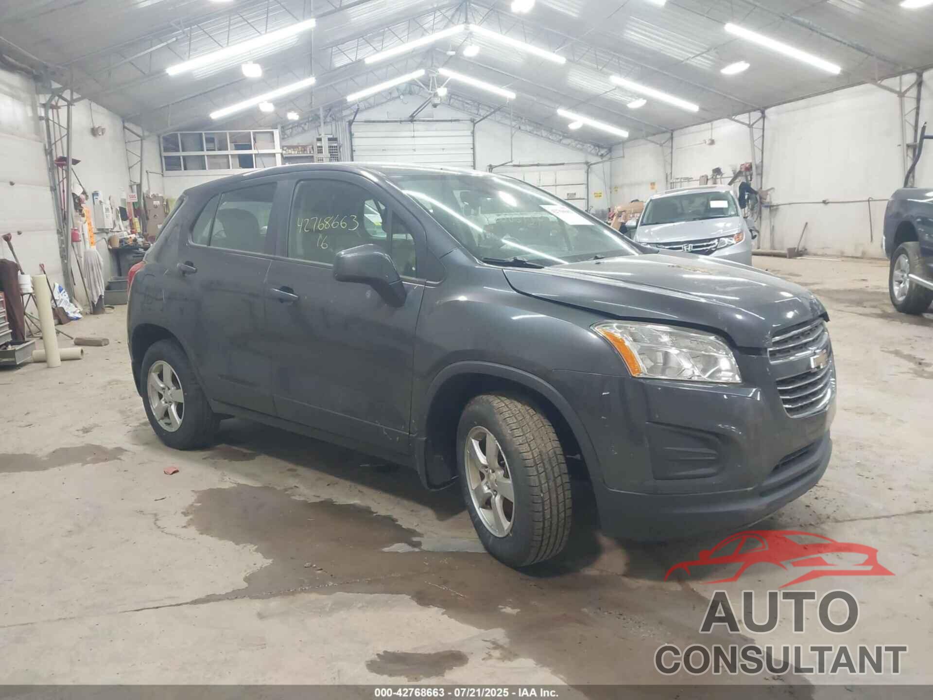 CHEVROLET TRAX 2016 - 3GNCJNSB1GL176517