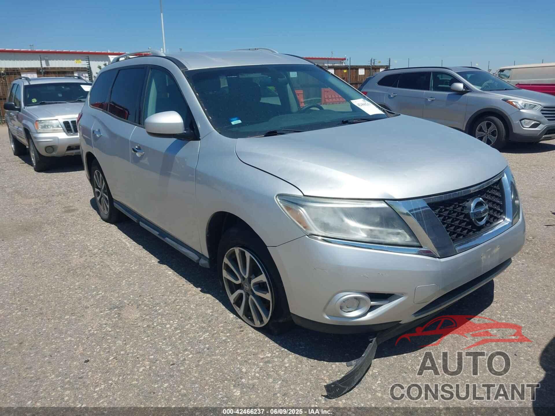 NISSAN PATHFINDER 2013 - 5N1AR2MM8DC651377