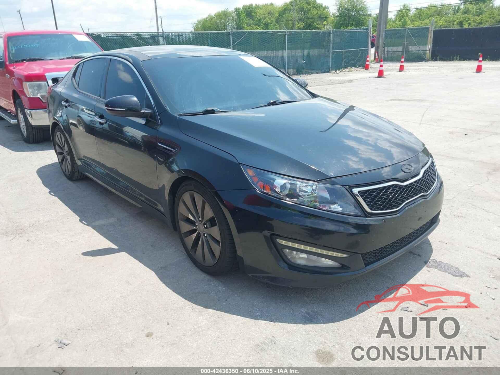 KIA OPTIMA 2012 - 5XXGR4A67CG005505