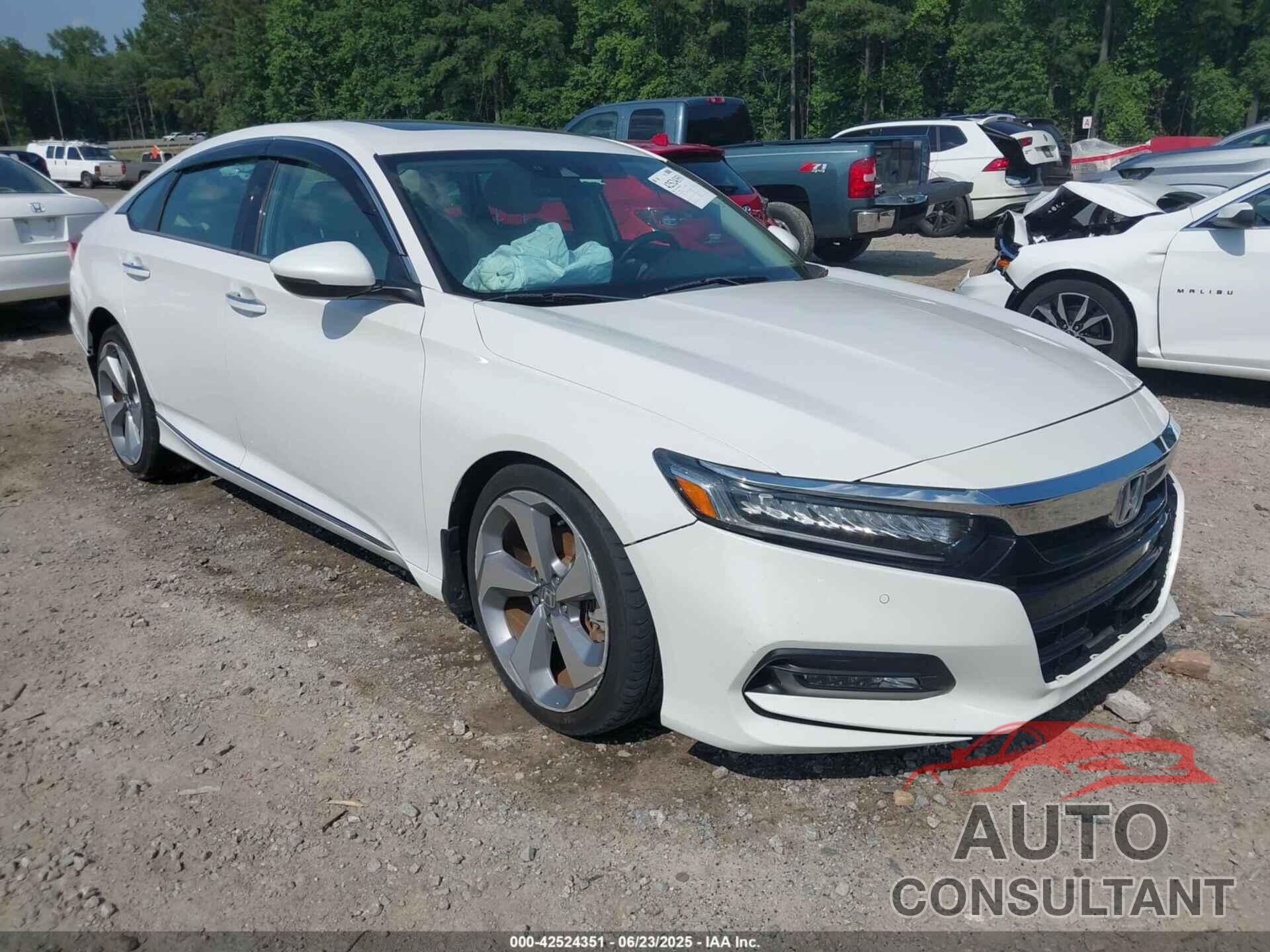 HONDA ACCORD 2019 - 1HGCV2F94KA017625