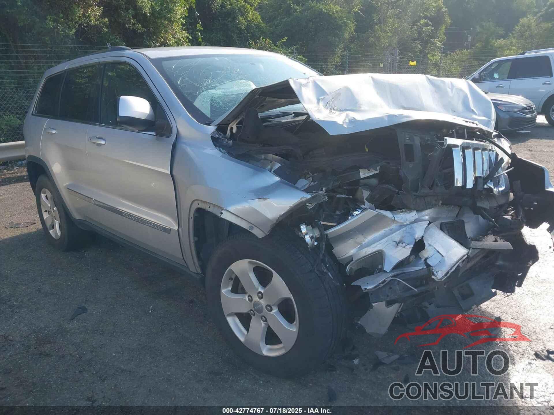 JEEP GRAND CHEROKEE 2012 - 1C4RJFAT7CC301125