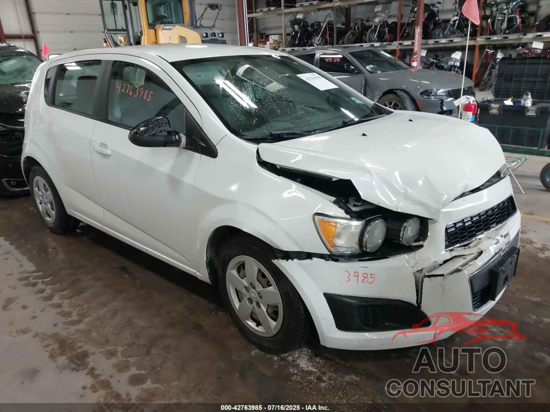 CHEVROLET SONIC 2014 - 1G1JA6SH4E4197027