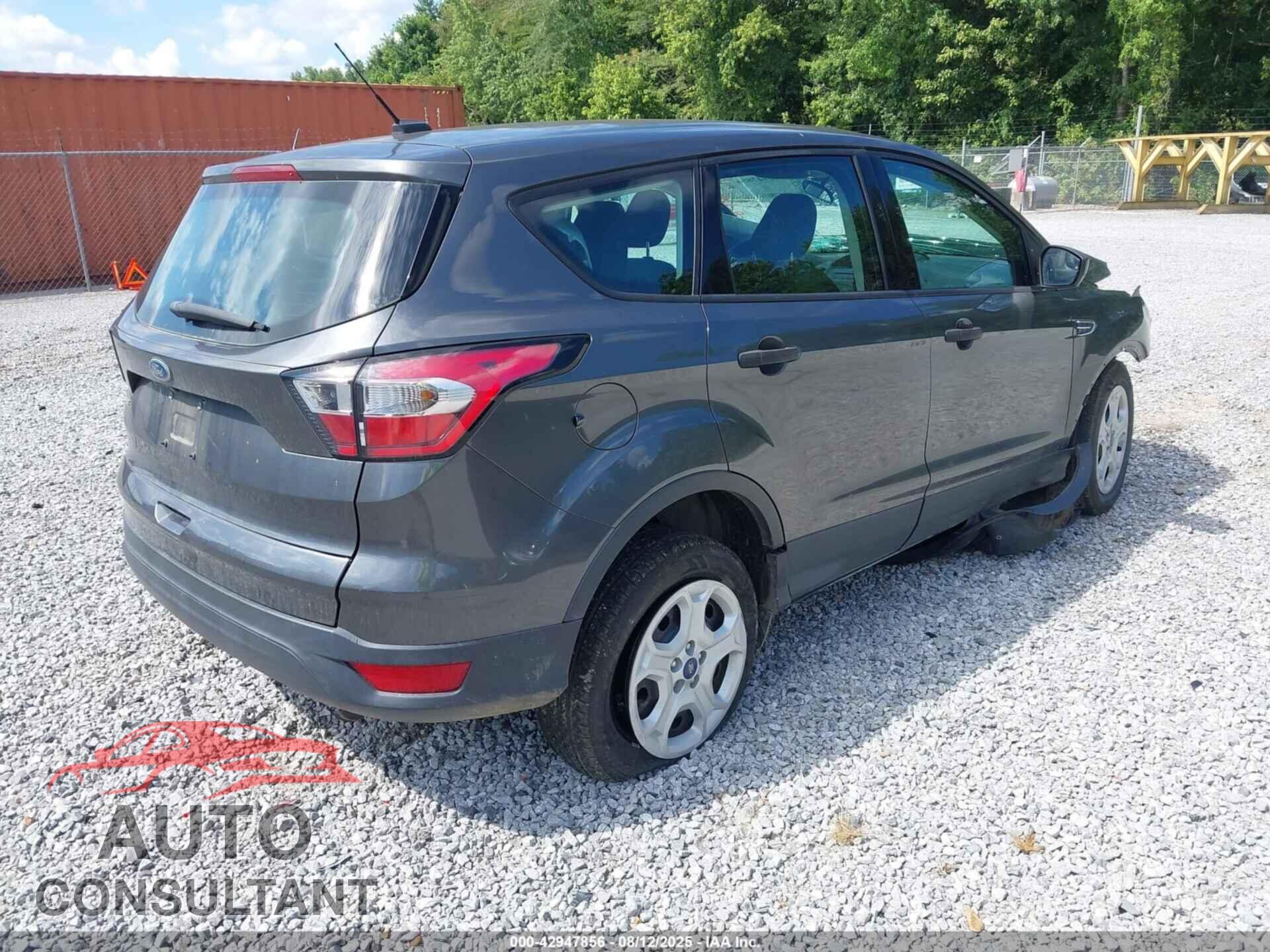 FORD ESCAPE 2018 - 1FMCU0F77JUA16806