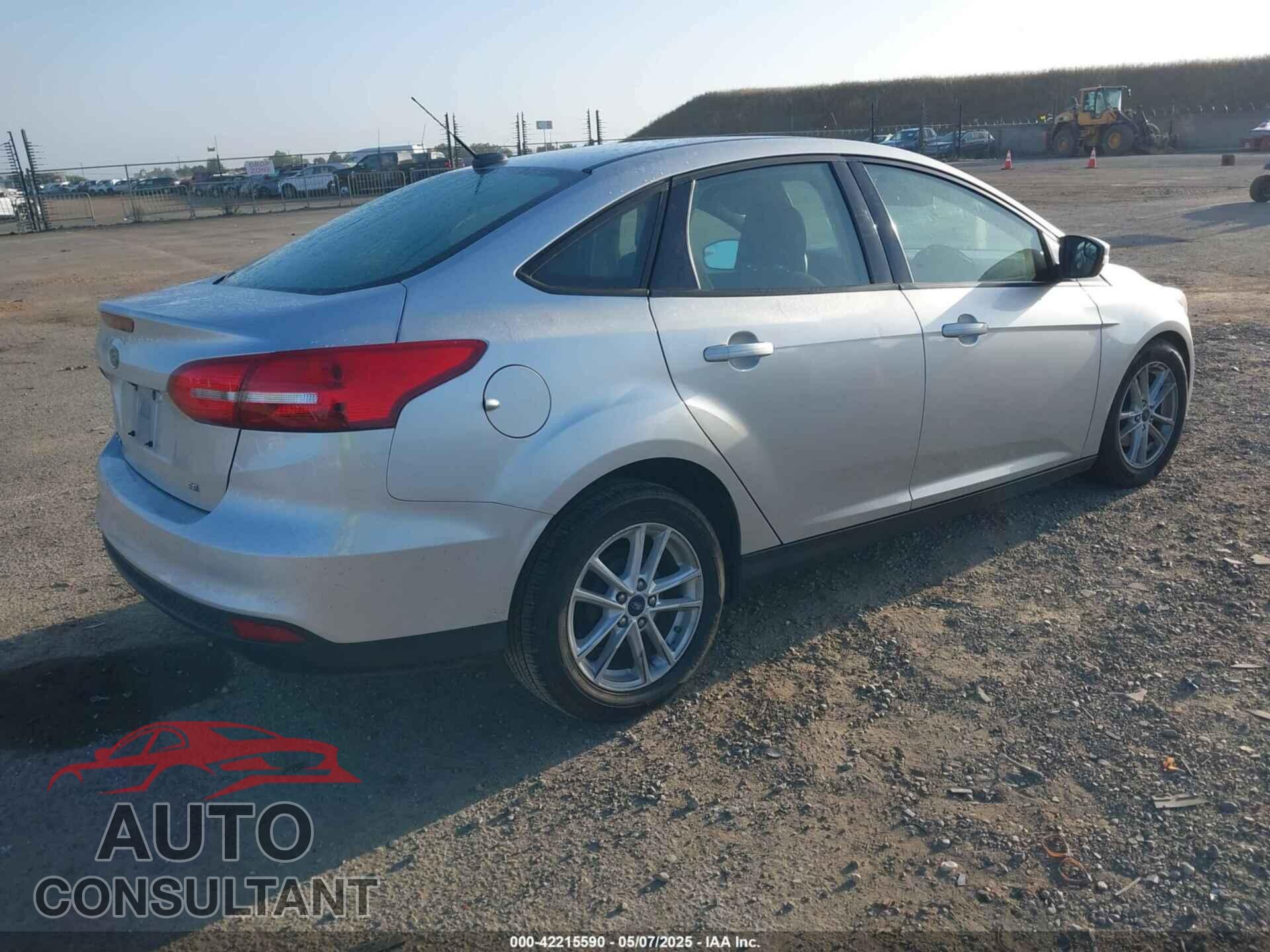 FORD FOCUS 2017 - 1FADP3F24HL304407