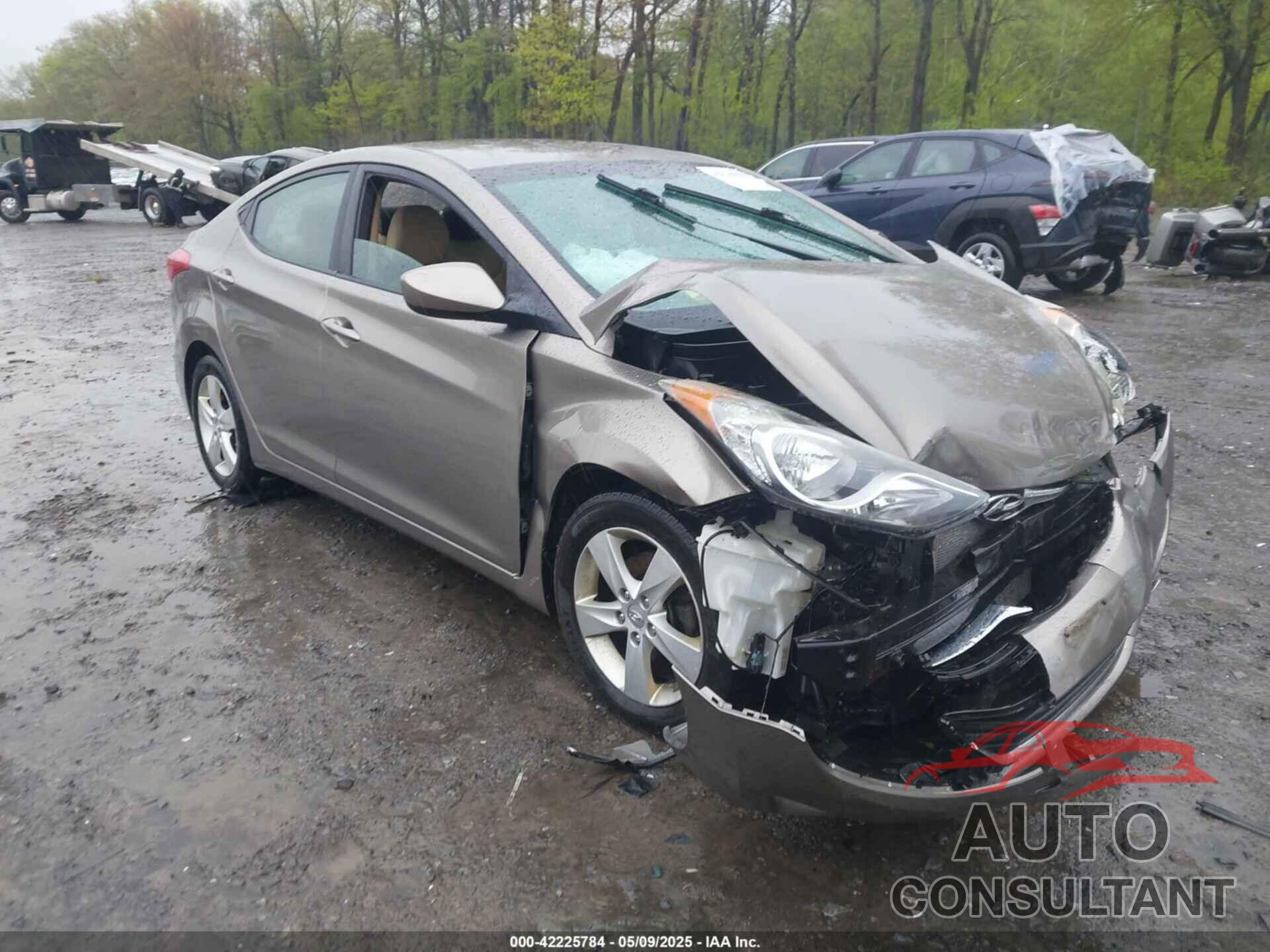 HYUNDAI ELANTRA 2013 - 5NPDH4AE2DH451192