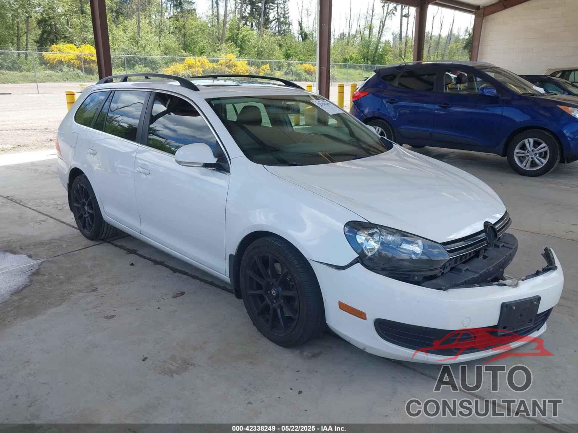 VOLKSWAGEN JETTA SPORTWAGEN 2012 - 3VWML7AJ4CM713250