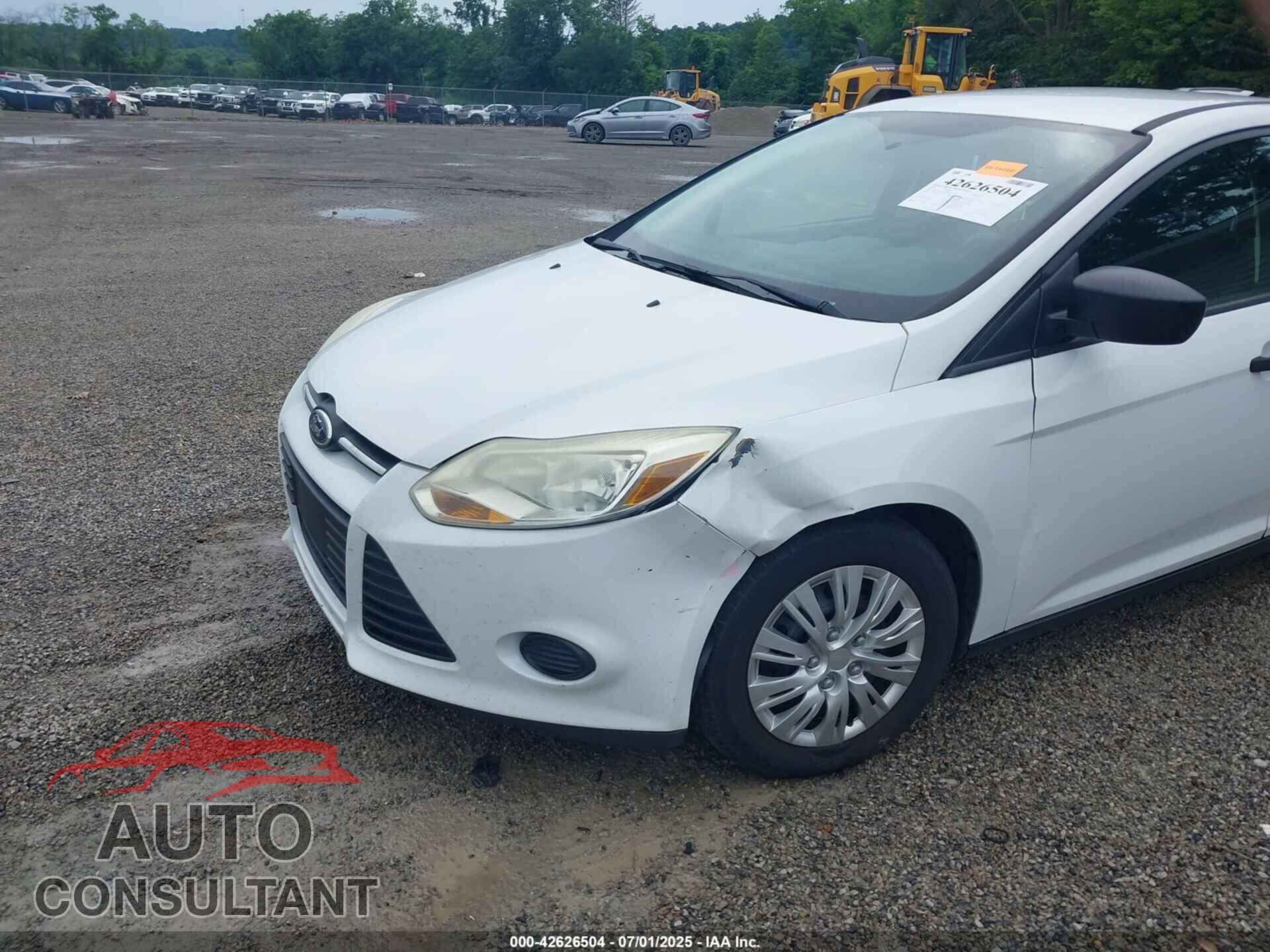 FORD FOCUS 2013 - 1FADP3E24DL237500