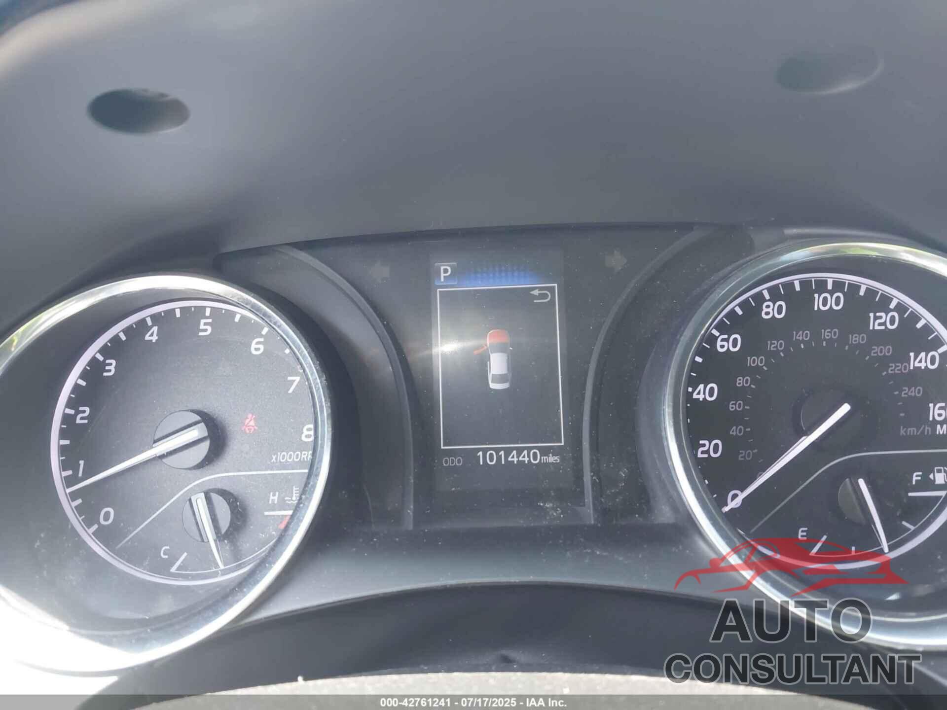 TOYOTA CAMRY 2020 - 4T1G11AK5LU506465